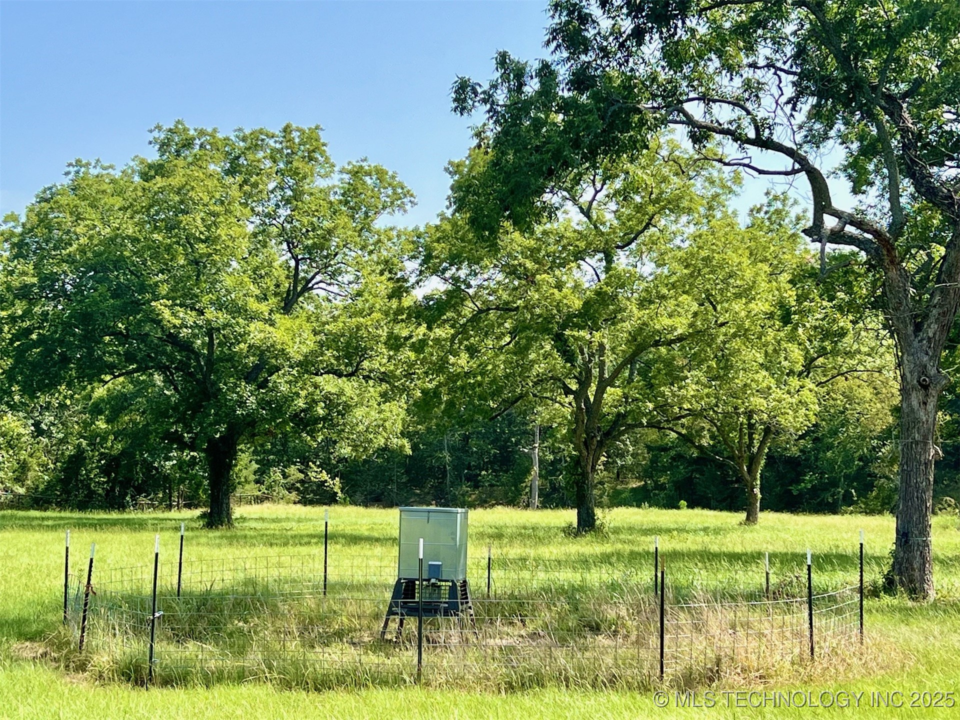 Boggy Depot Road W Property Photo 3