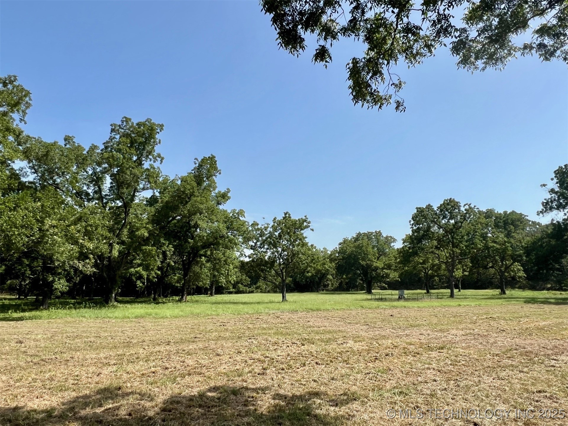 Boggy Depot Road W Property Photo 7