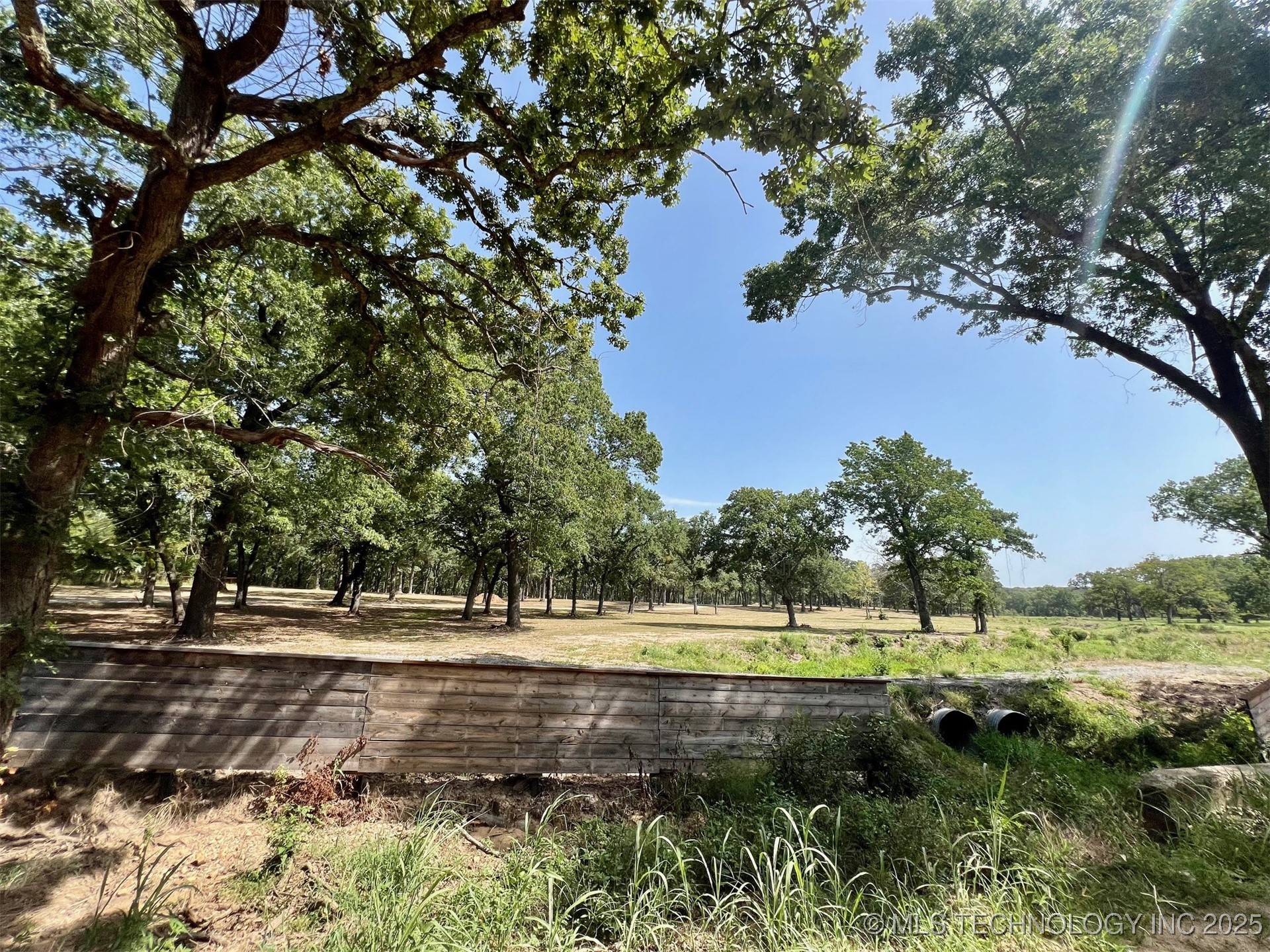 Boggy Depot Road W Property Photo 16