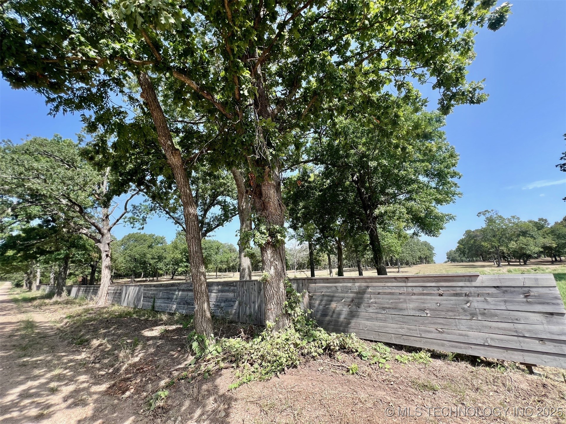 Boggy Depot Road W Property Photo 20