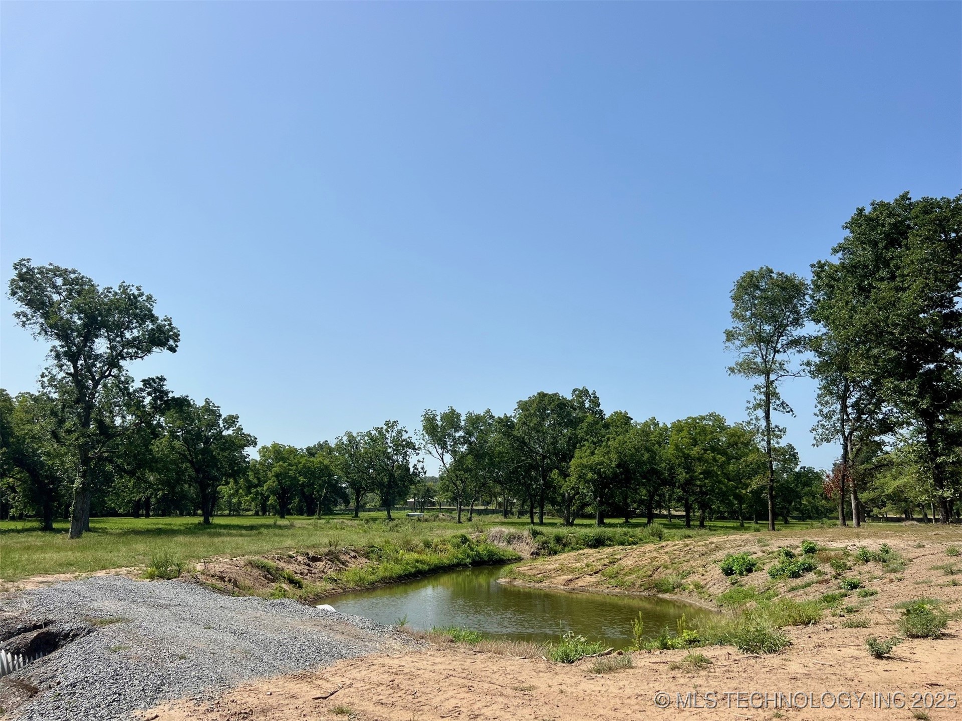 Boggy Depot Road W Property Photo 24