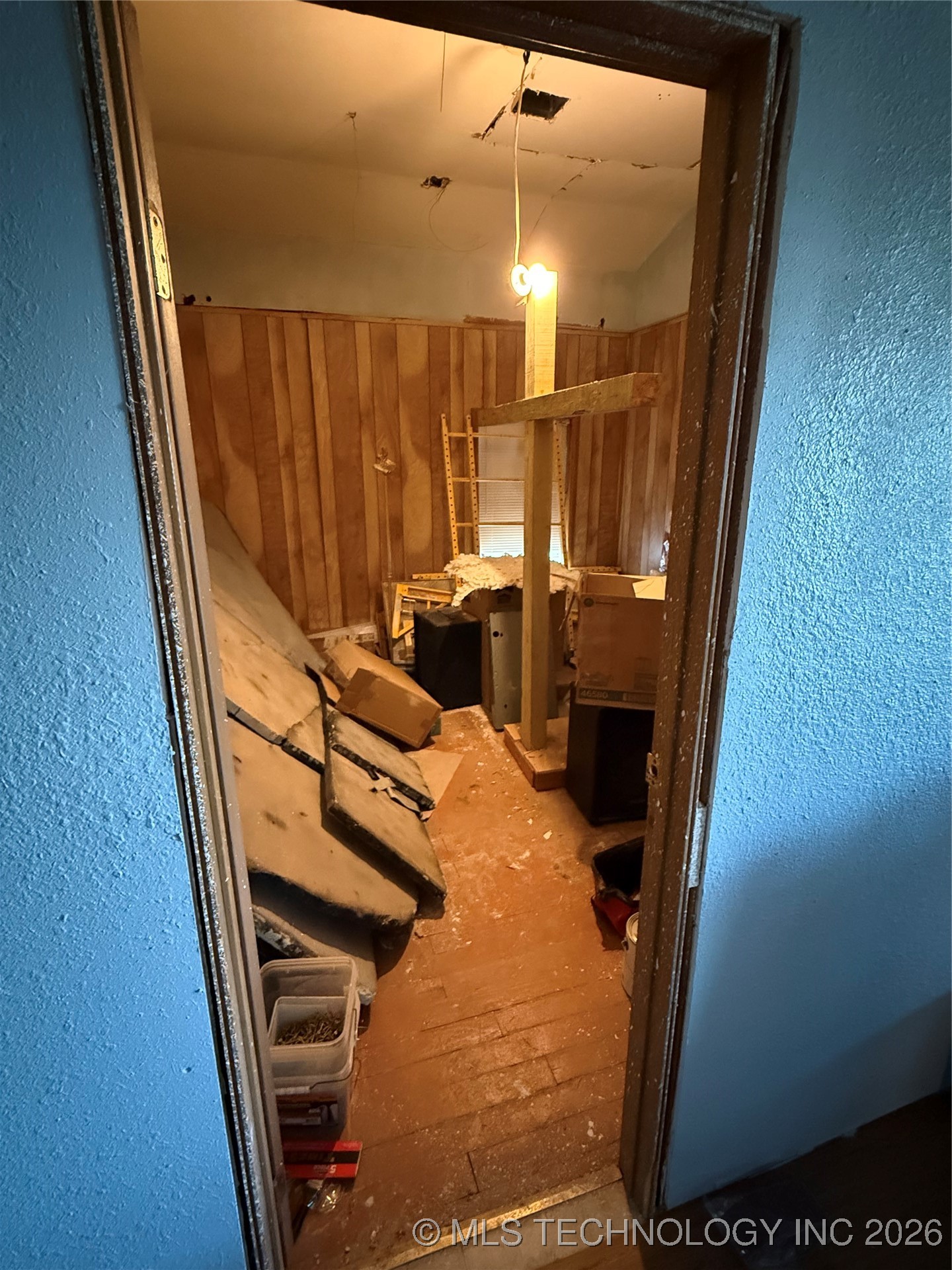 461 6th Property Photo 13