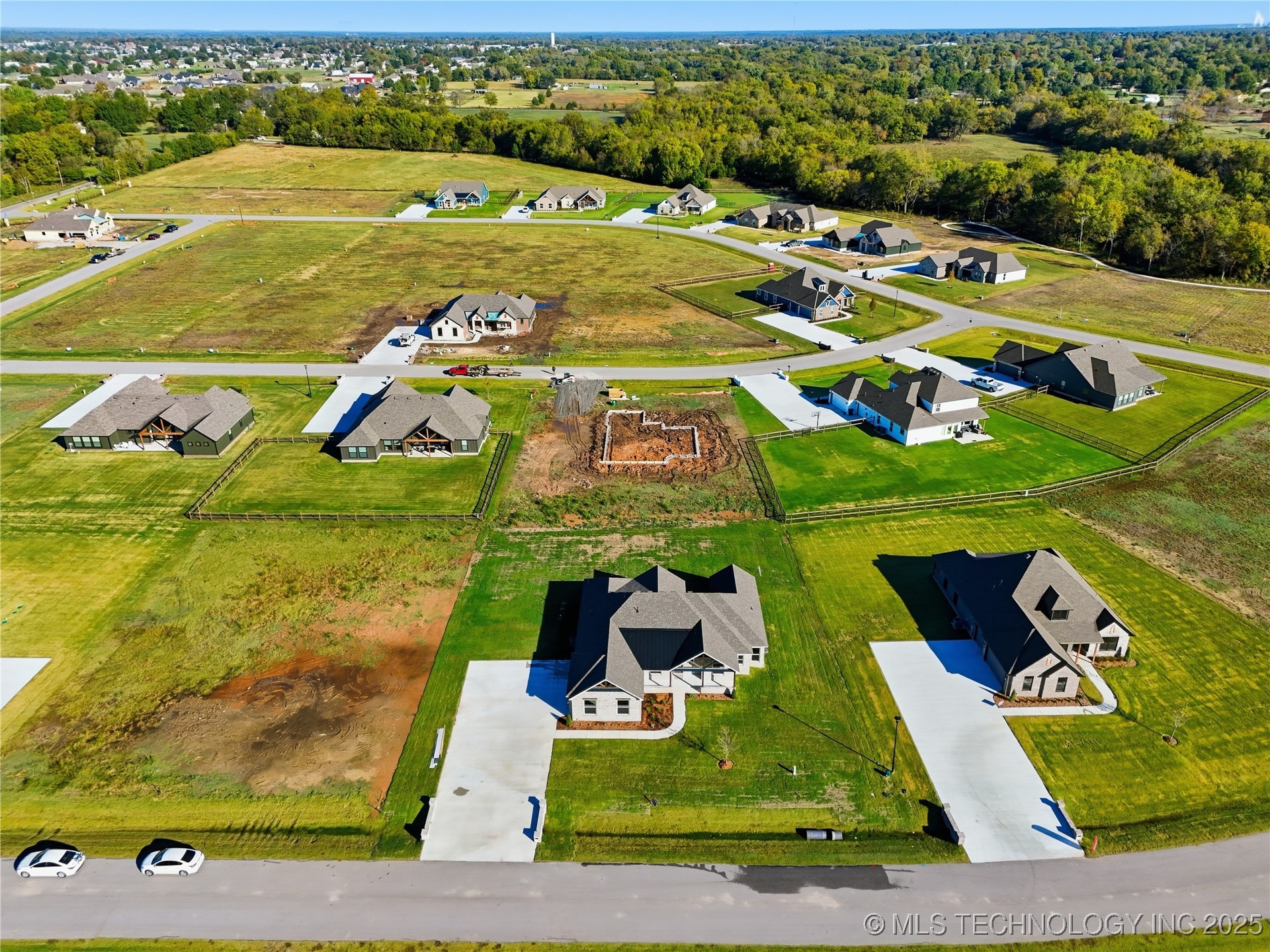 16315 E 101st Street North Property Photo 5