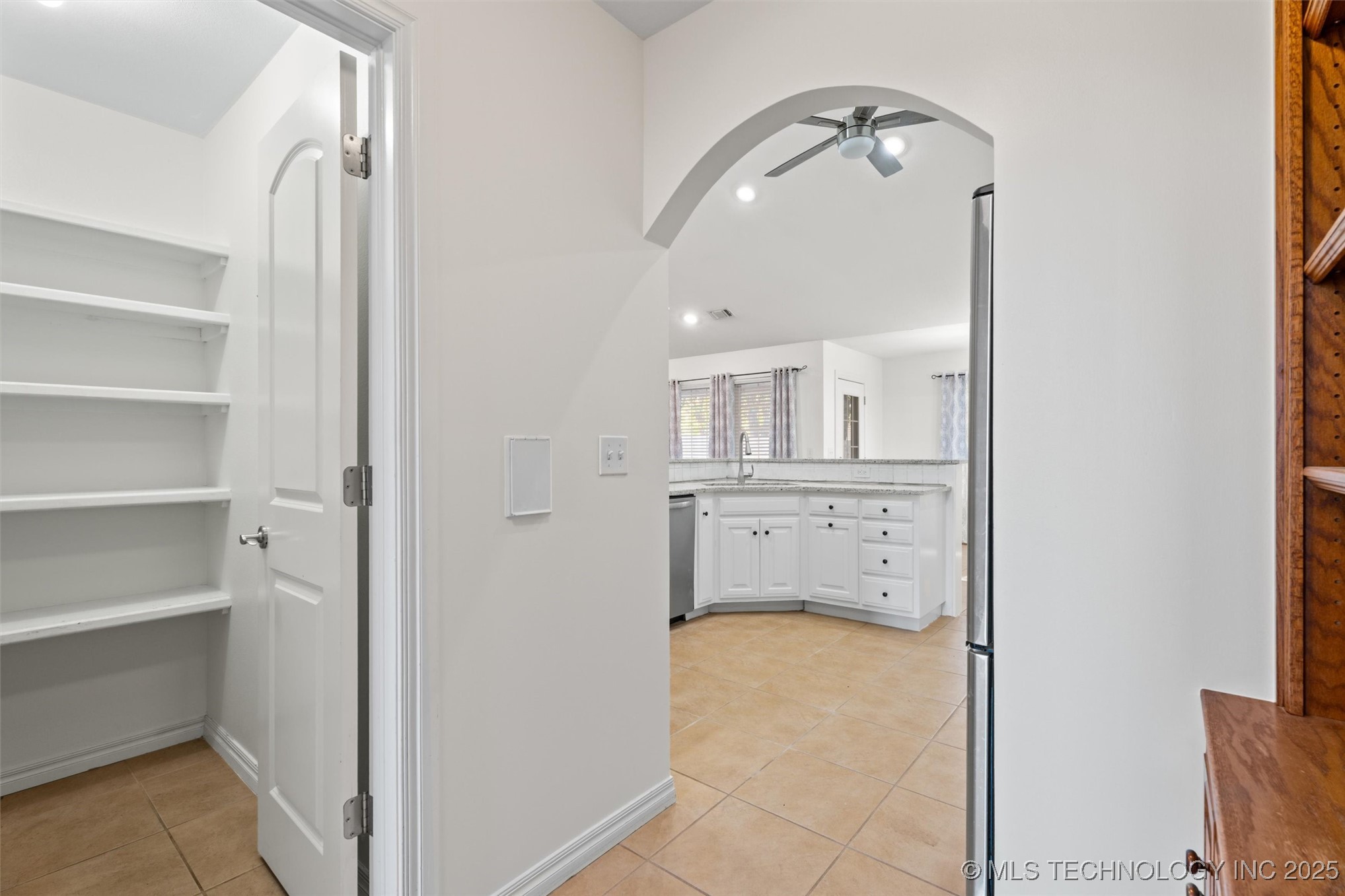 1030 East Drive Property Photo 7