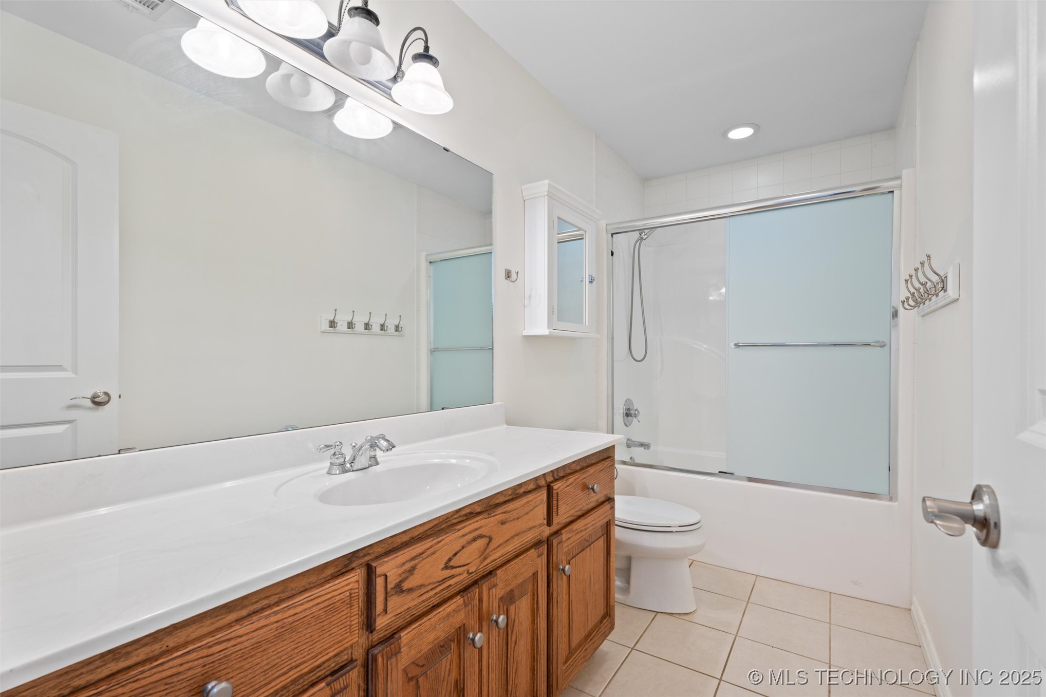 1030 East Drive Property Photo 19