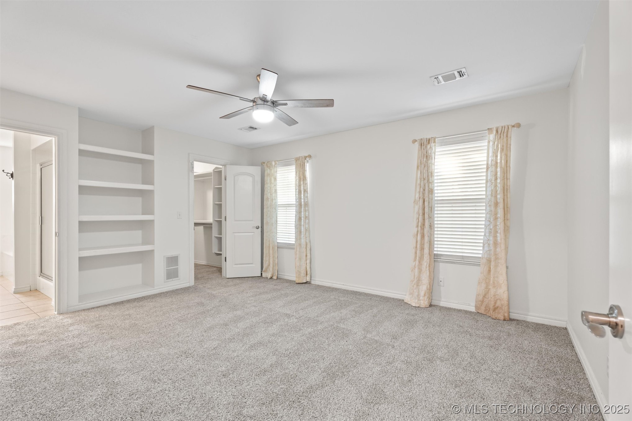 1030 East Drive Property Photo 21