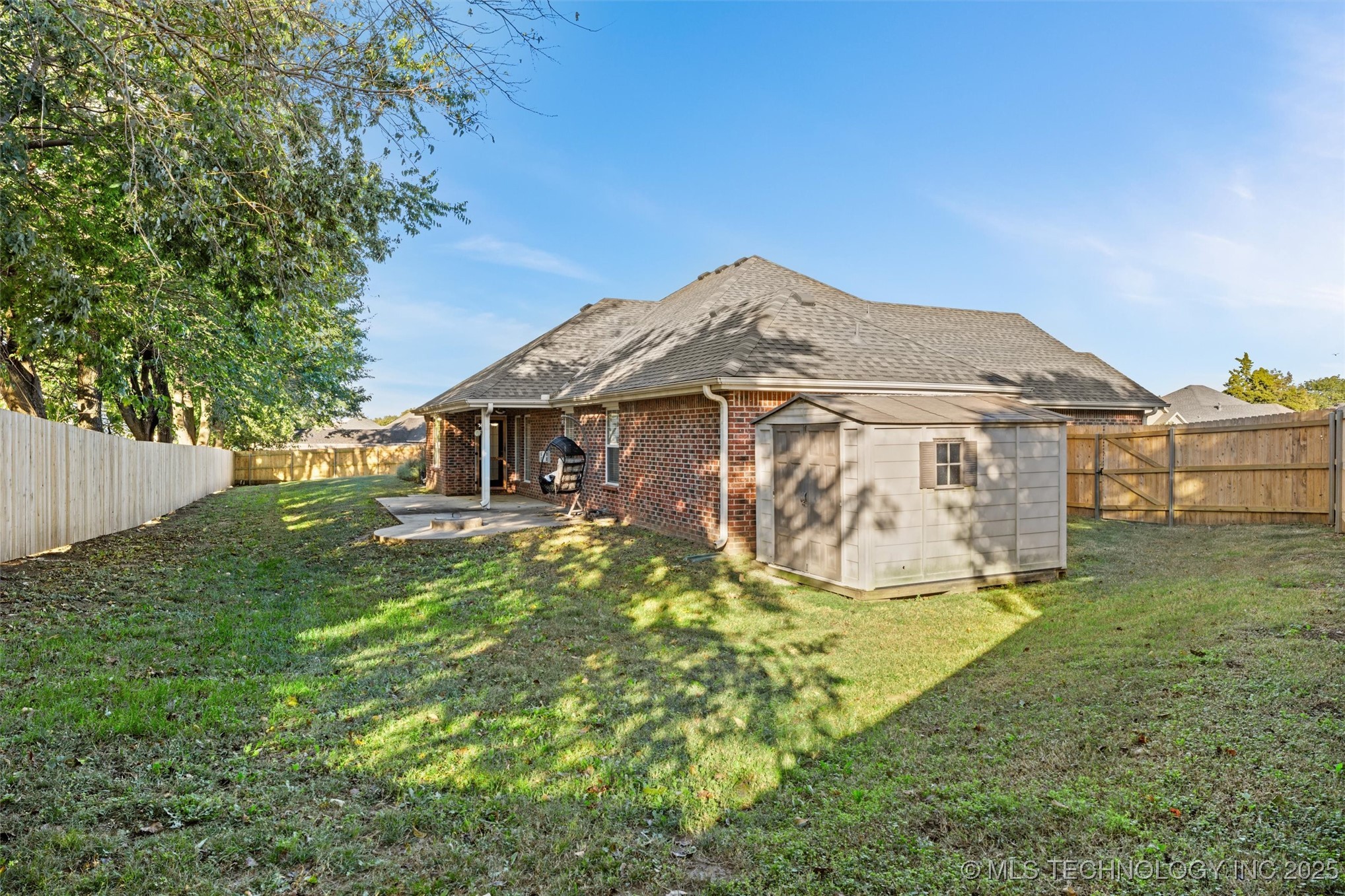 1030 East Drive Property Photo 27