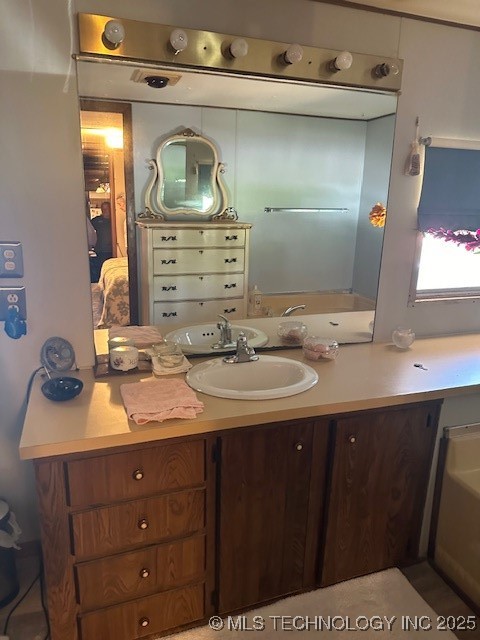 3923 E-z Street Property Photo 12