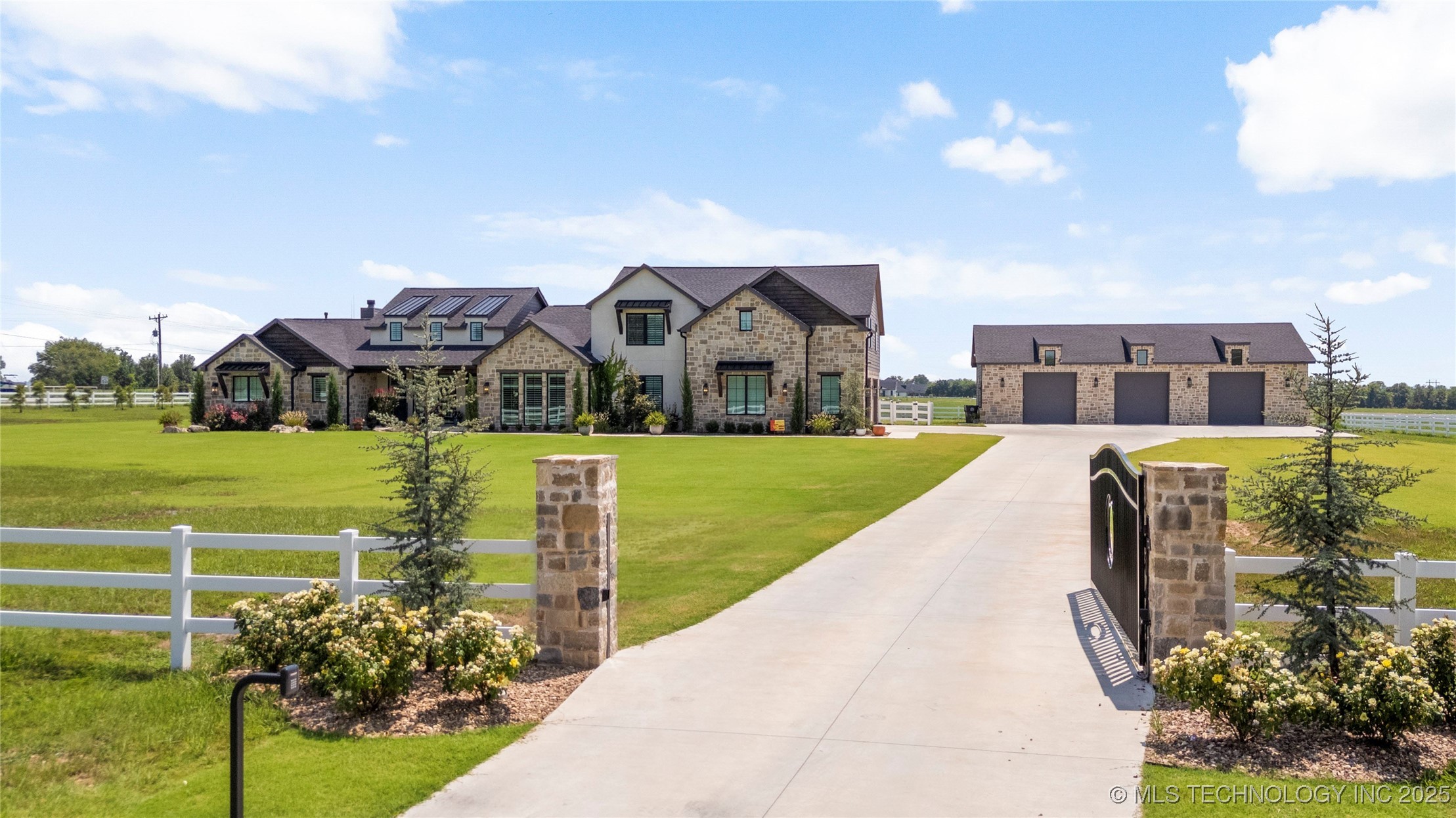 6440 E 171st Street Property Photo 1