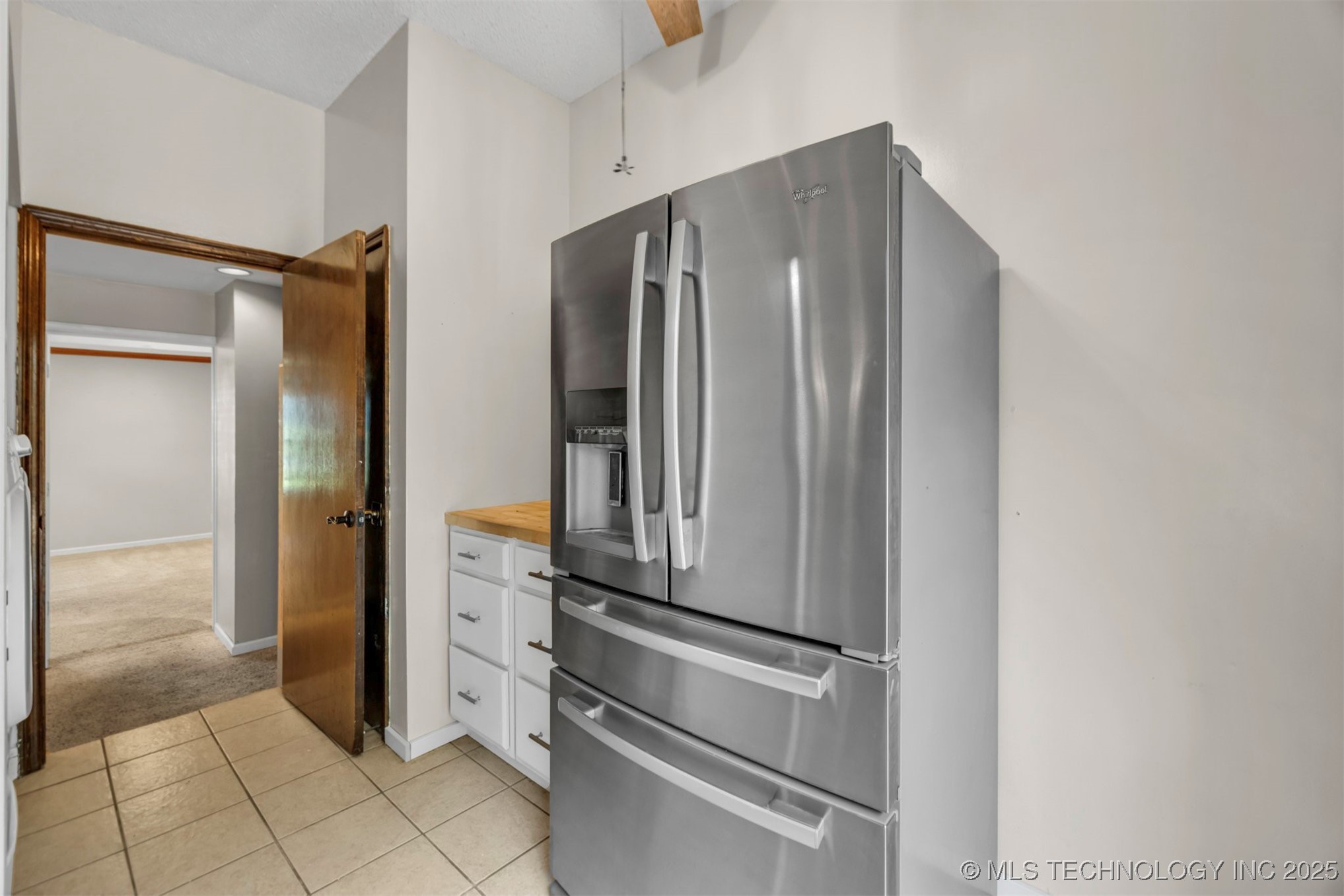 6717 S Oswego Avenue Property Photo 26