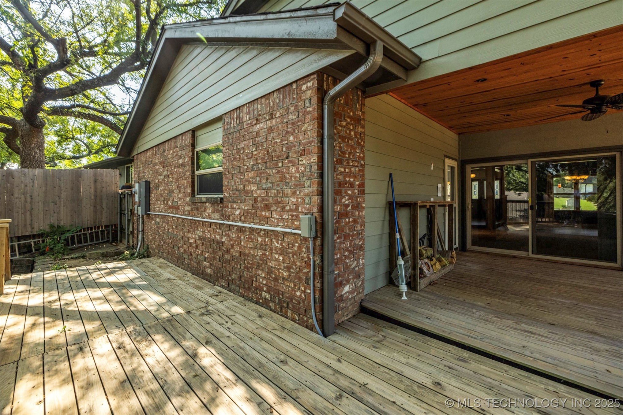 6717 S Oswego Avenue Property Photo 53