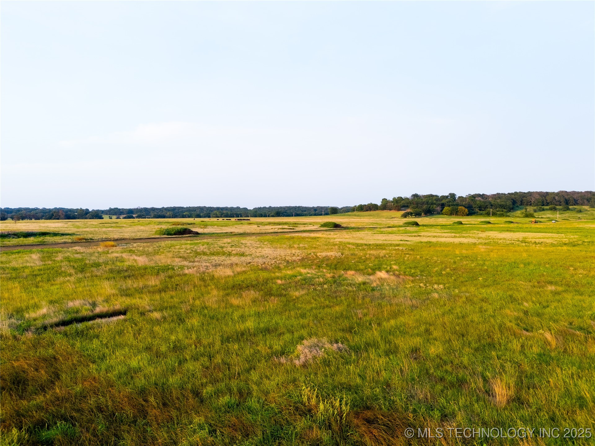 10 S 4280 Road Property Photo 8