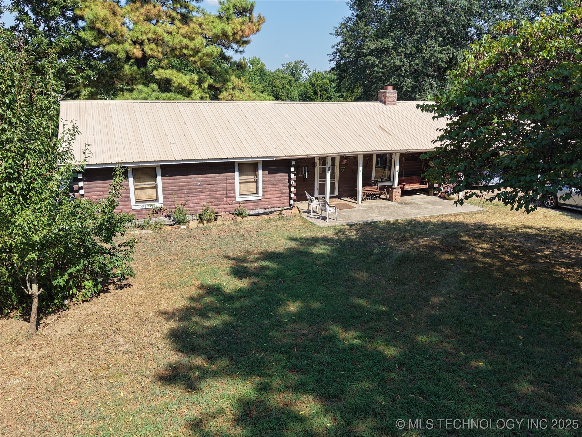 2601 N Witte Property Photo 4