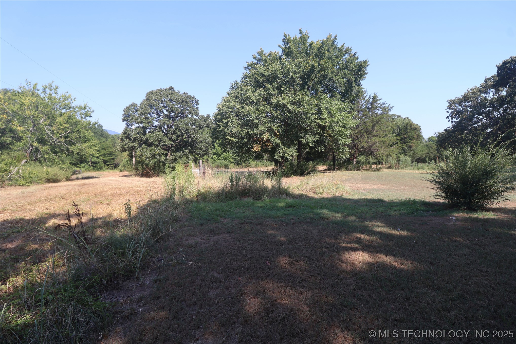 2601 N Witte Property Photo 10