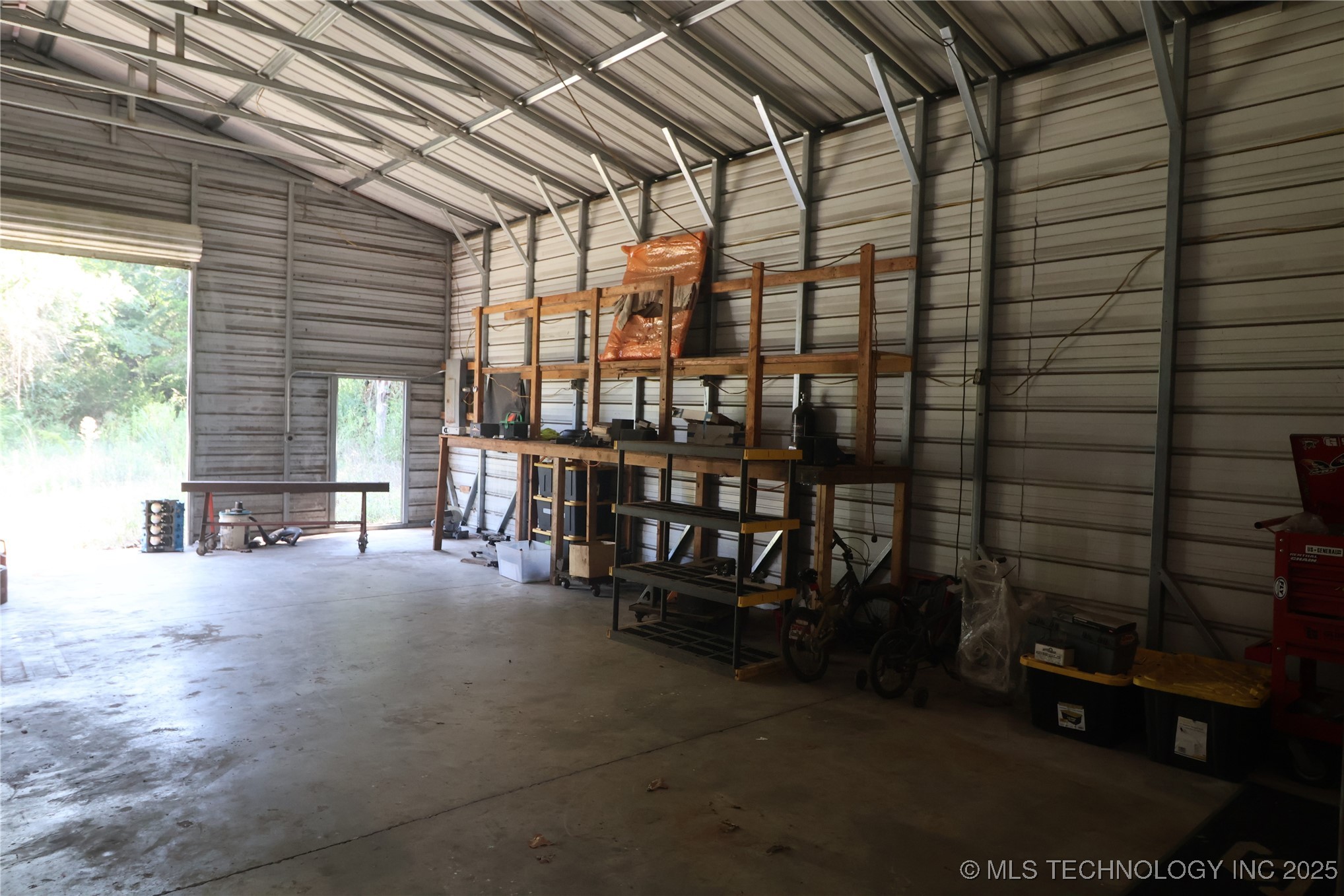 2601 N Witte Property Photo 12