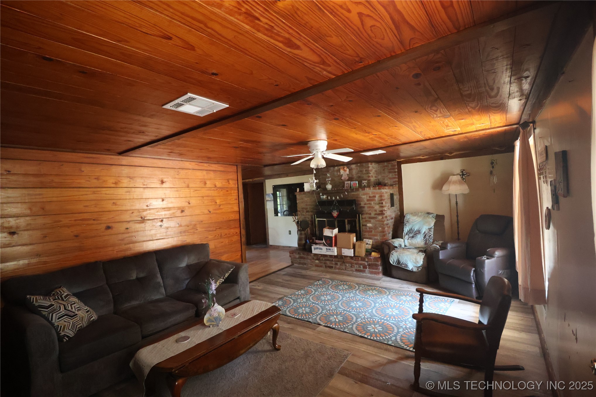 2601 N Witte Property Photo 14