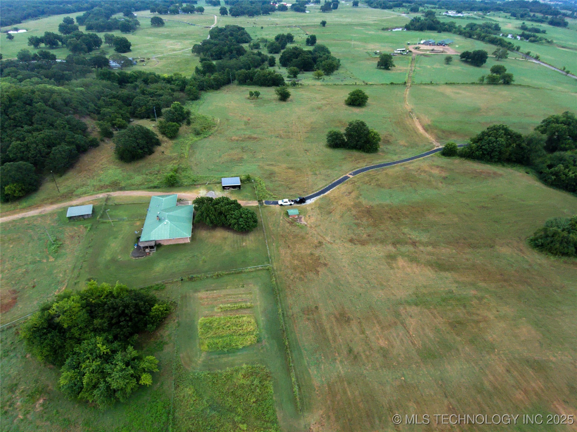 21470 County Road 1590 Property Photo 48