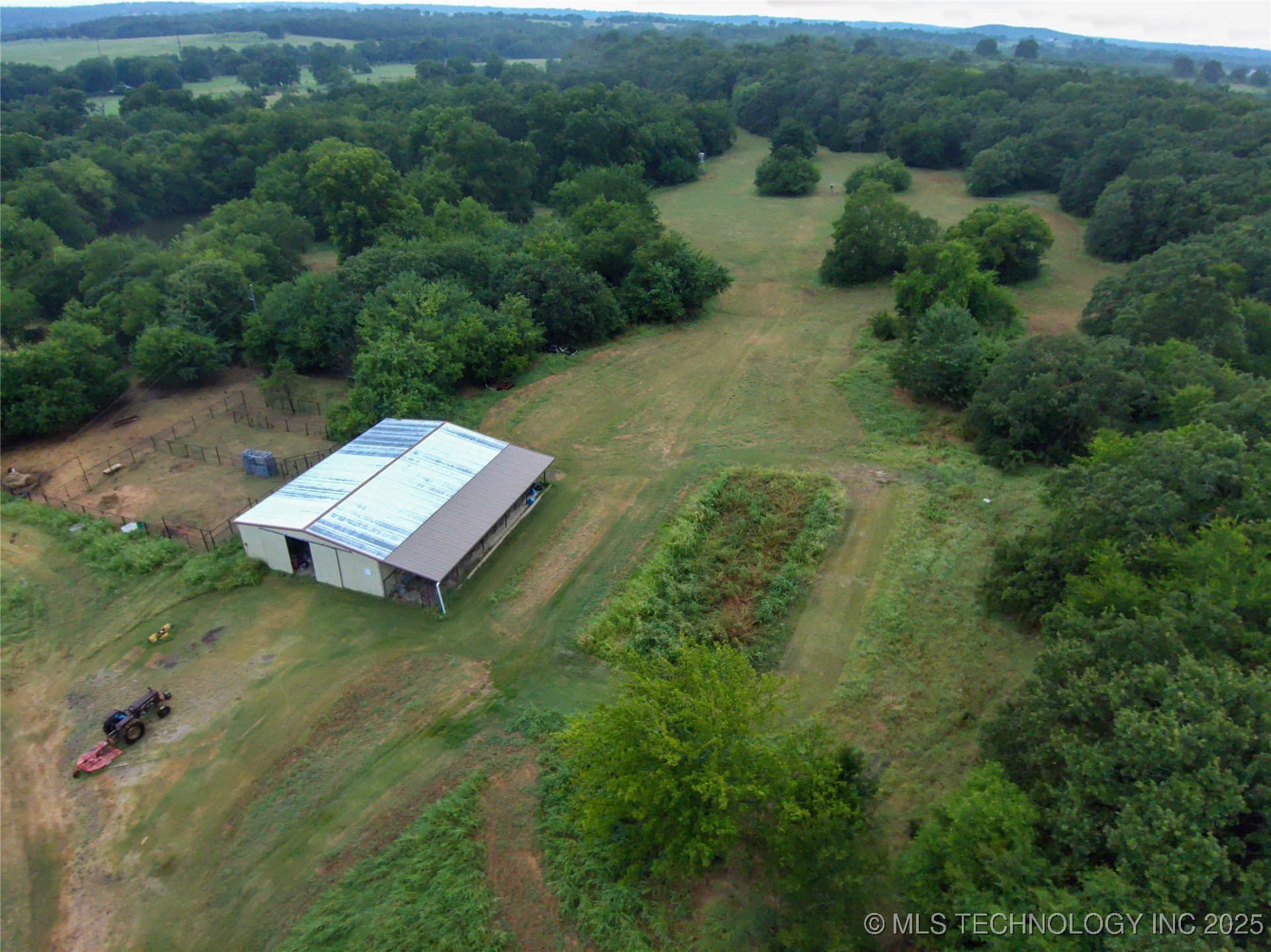 21470 County Road 1590 Property Photo 57