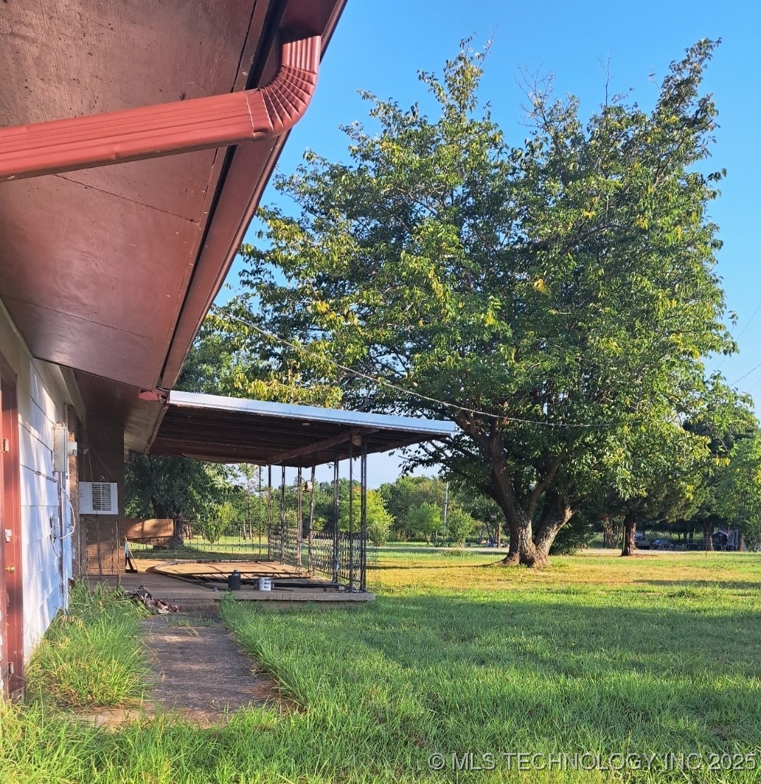 1069 N Coal Creek Road Property Photo 10