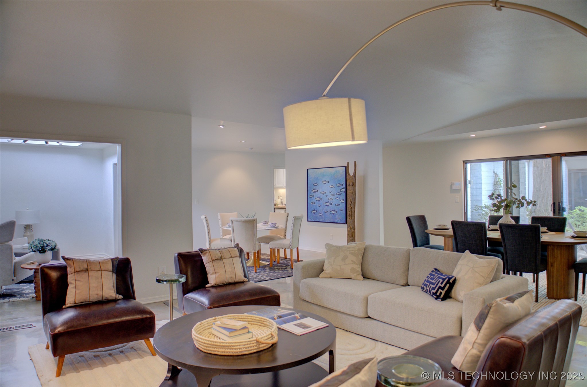 2411 E 72nd Place 2-a-3 Property Photo 9