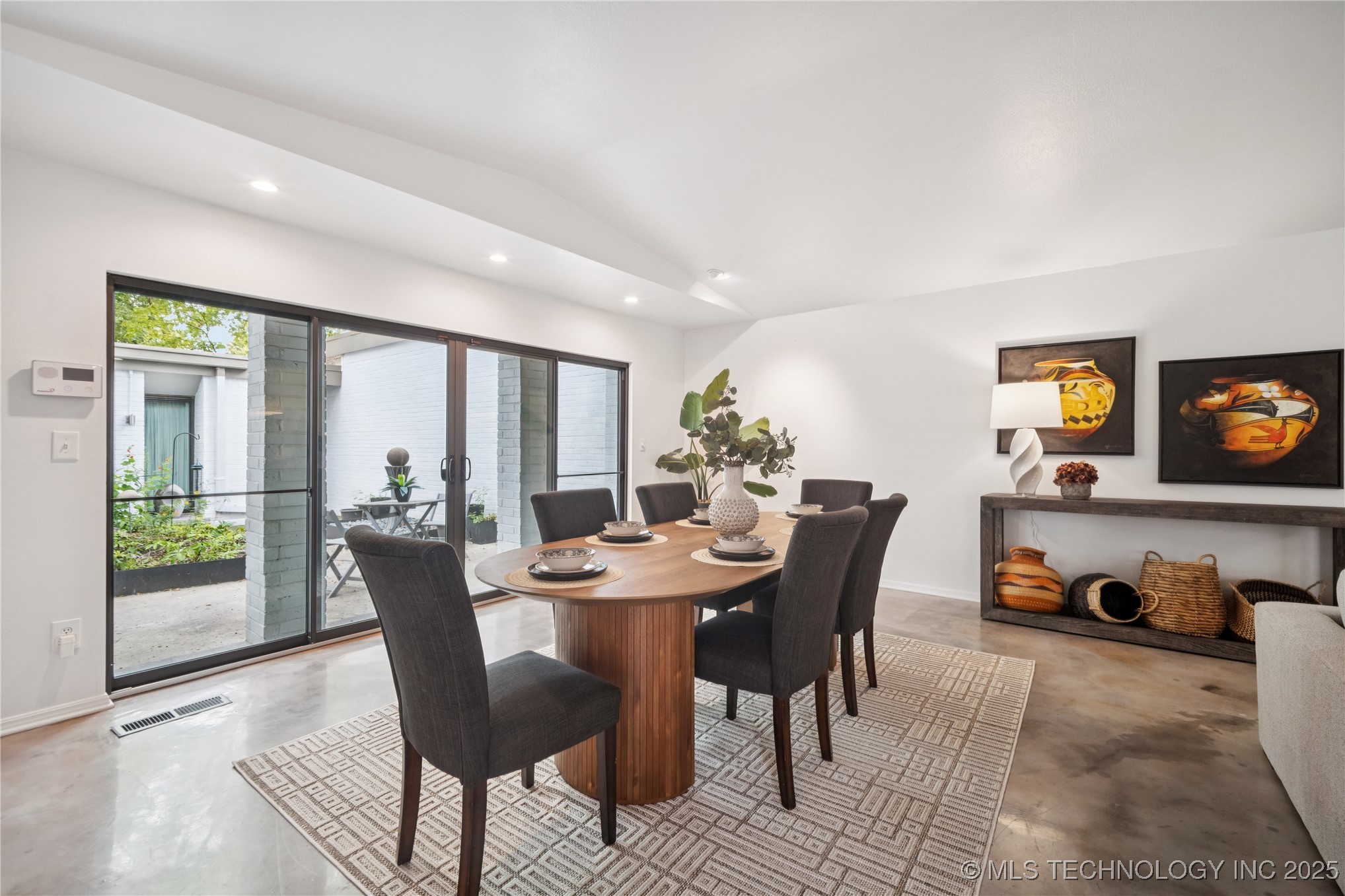 2411 E 72nd Place 2-a-3 Property Photo 10