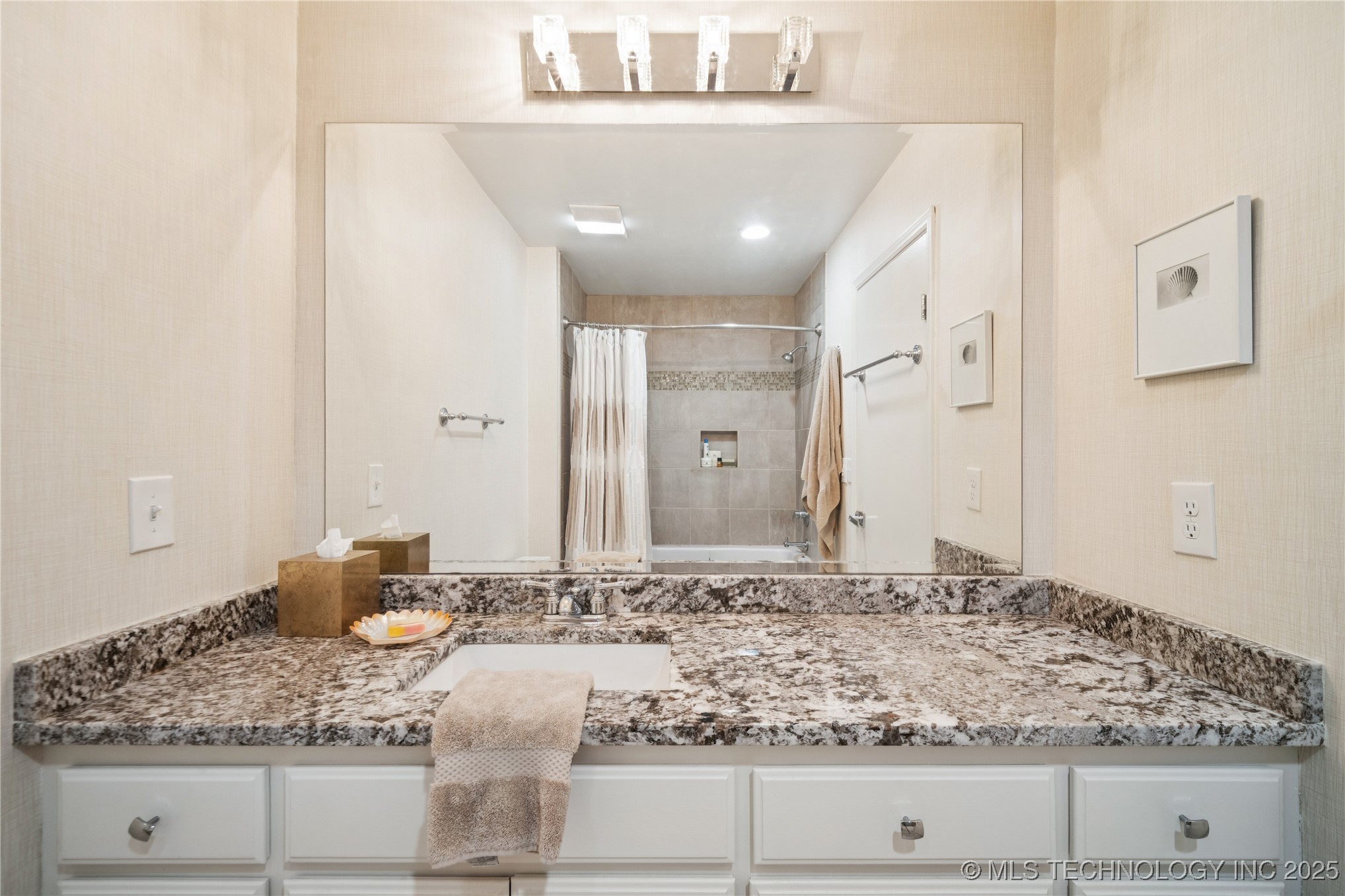 2411 E 72nd Place 2-a-3 Property Photo 35