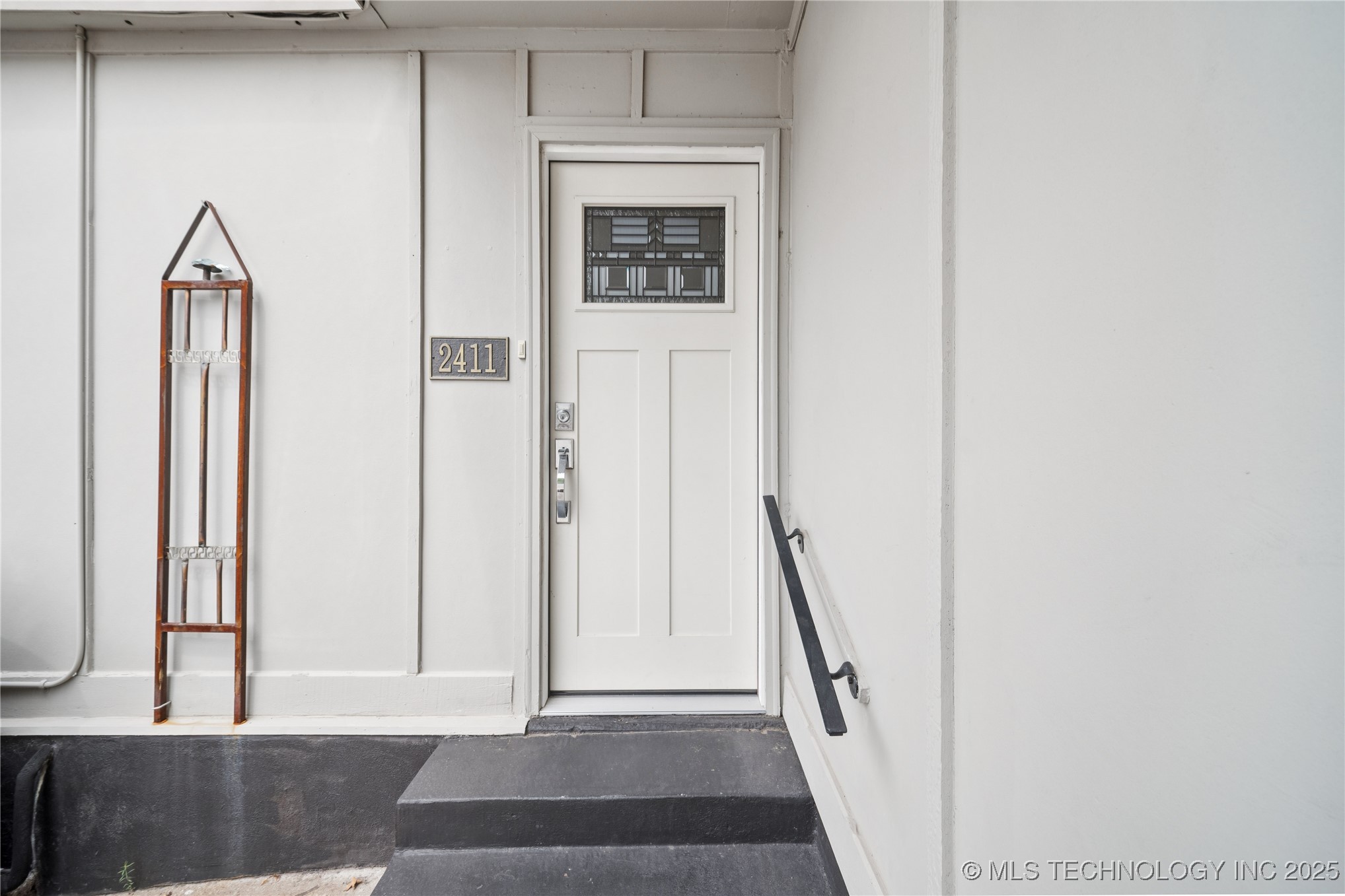 2411 E 72nd Place 2-a-3 Property Photo 38