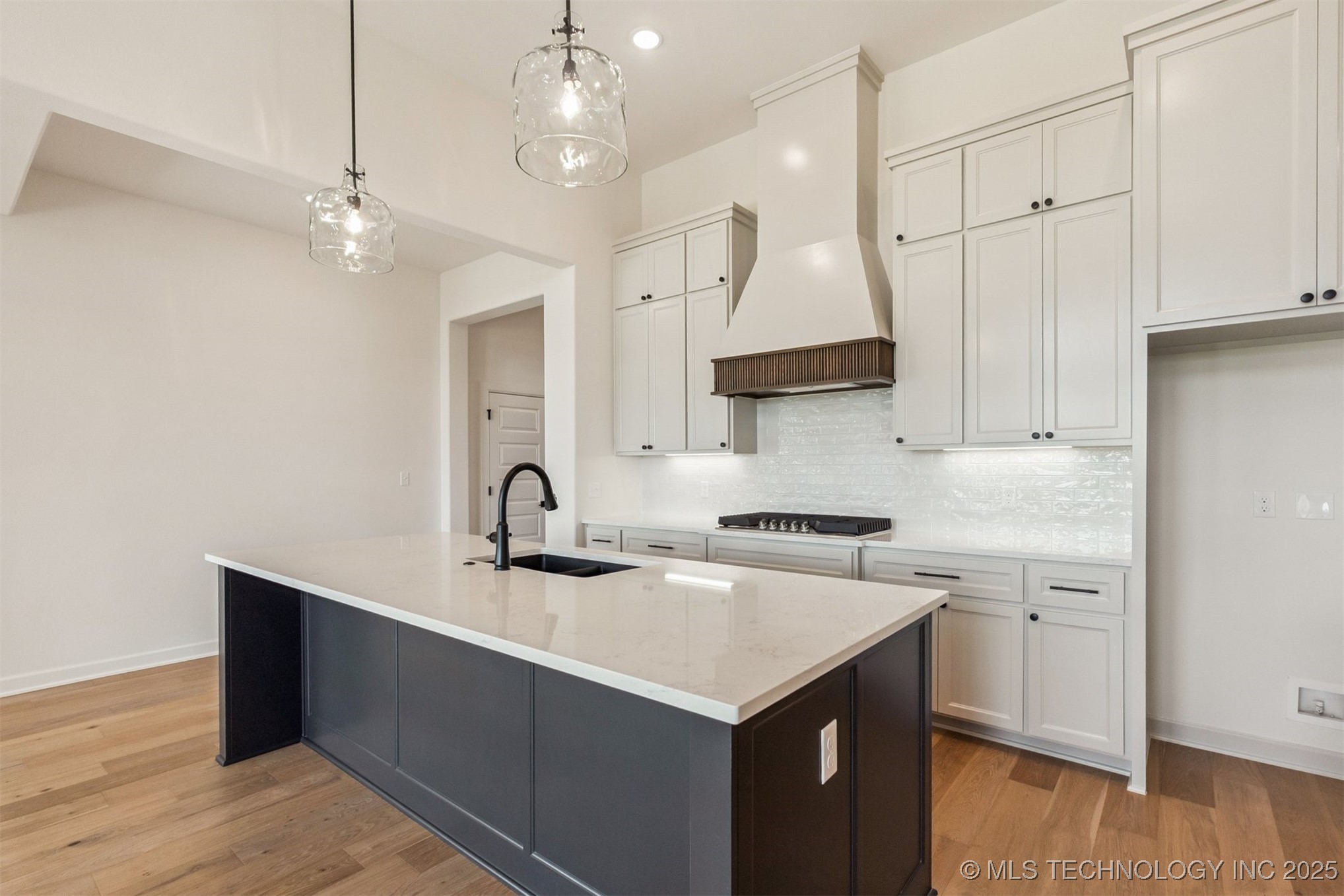 2722 E 134th Circle Property Photo 19