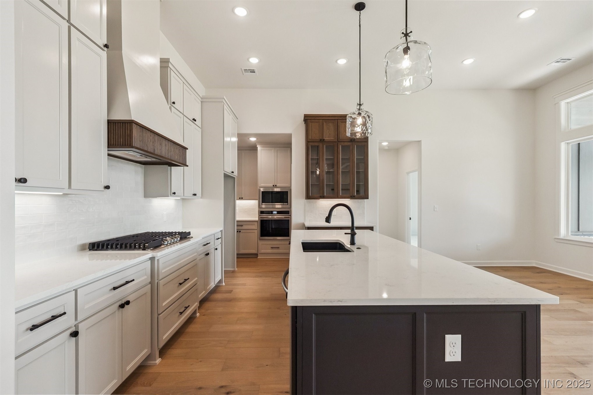 2722 E 134th Circle Property Photo 26