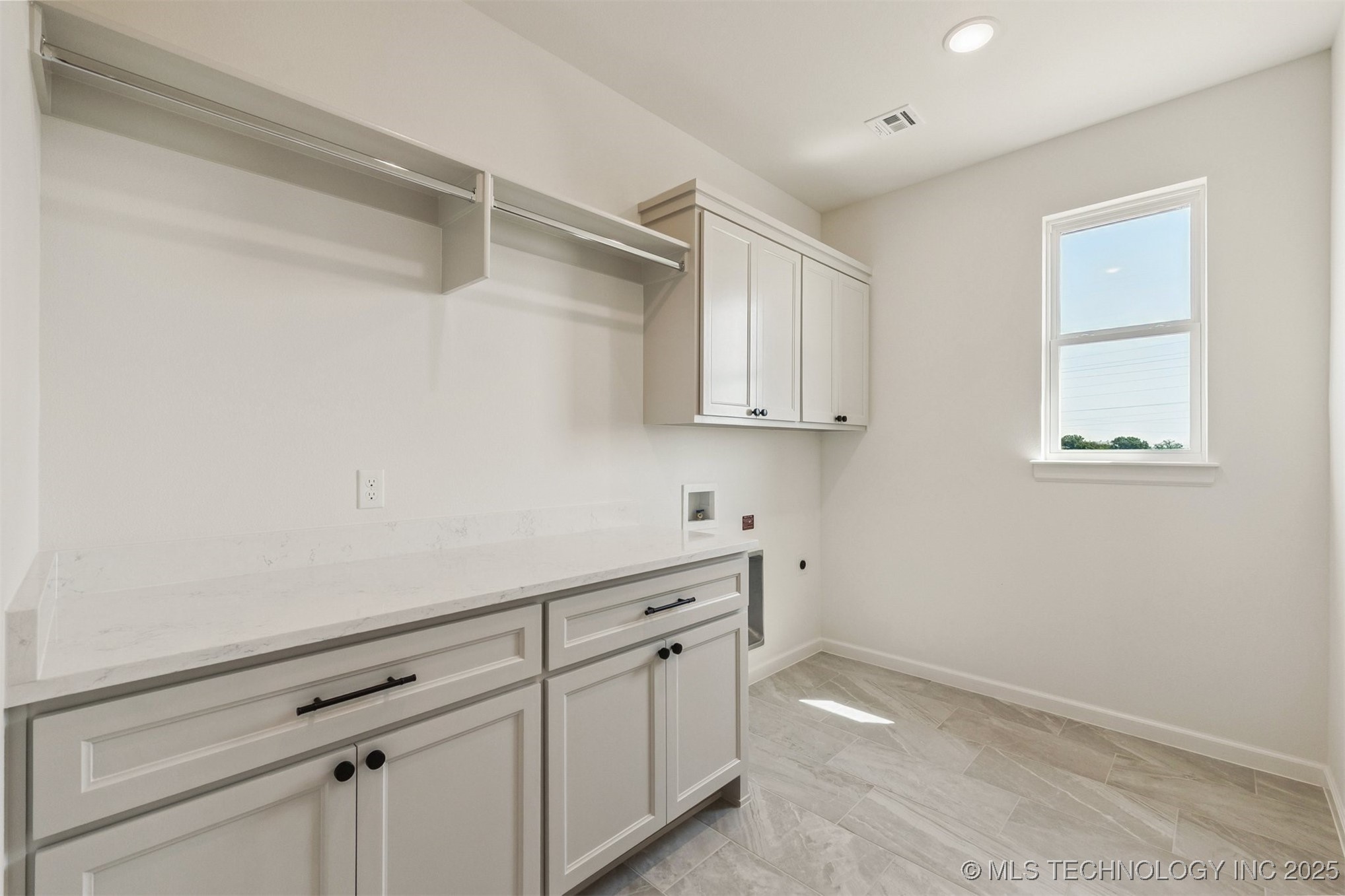 2722 E 134th Circle Property Photo 58