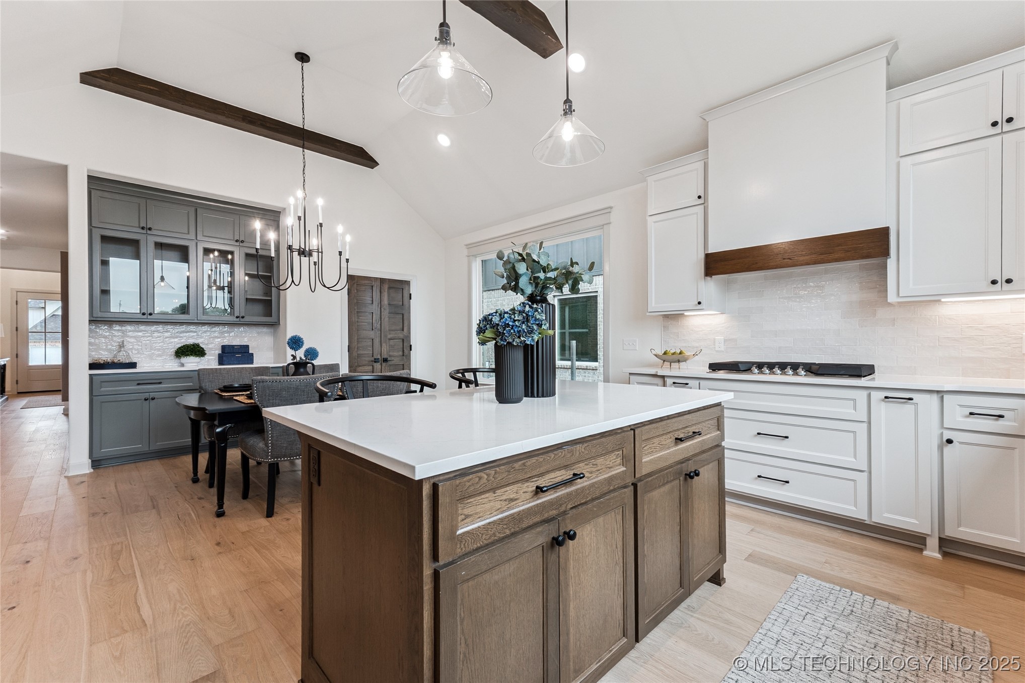 2325 E 134th Circle Property Photo 27