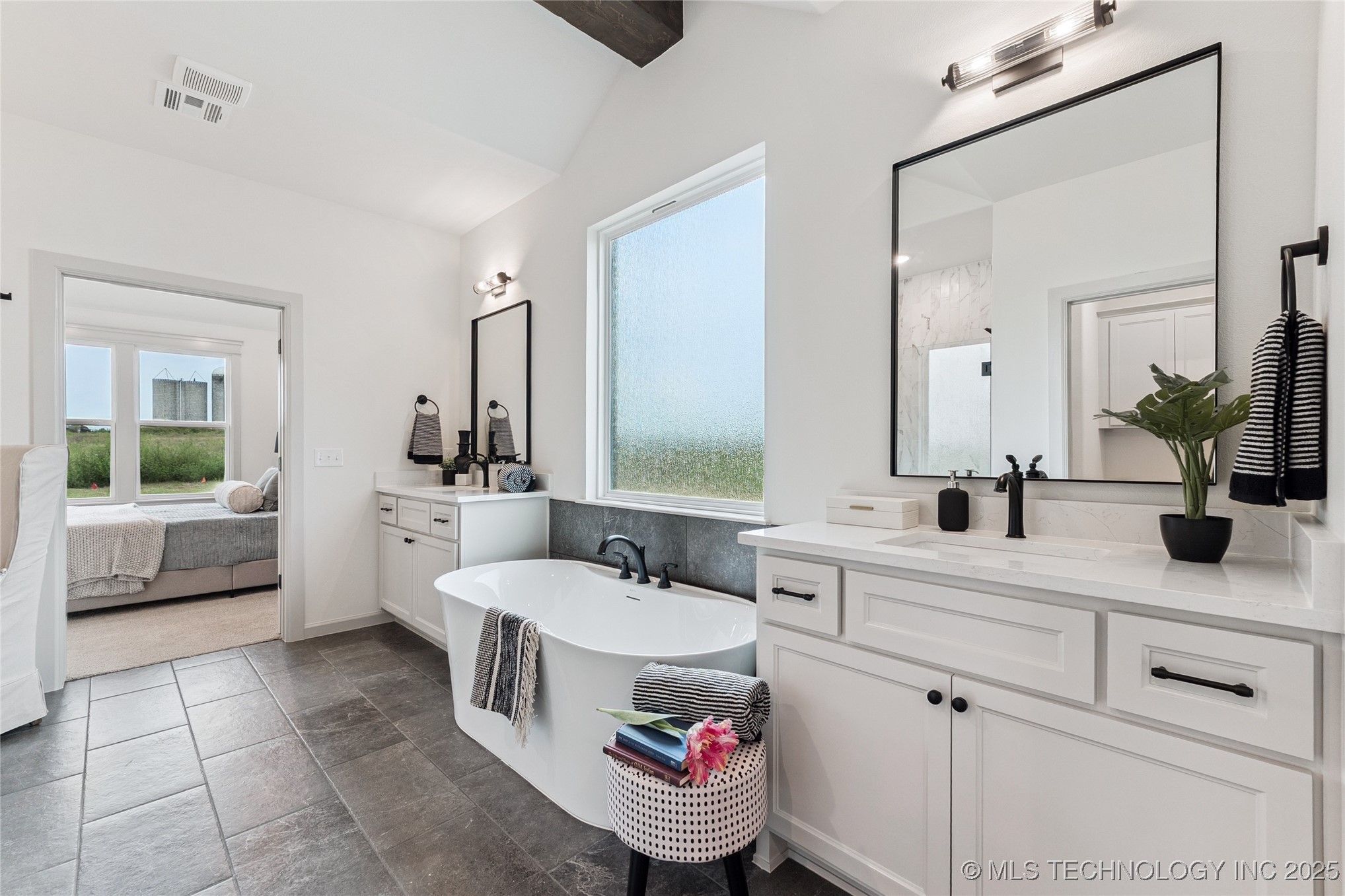 2325 E 134th Circle Property Photo 49