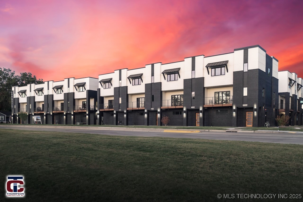 3777 S Riverside Drive 3777 Property Photo 1