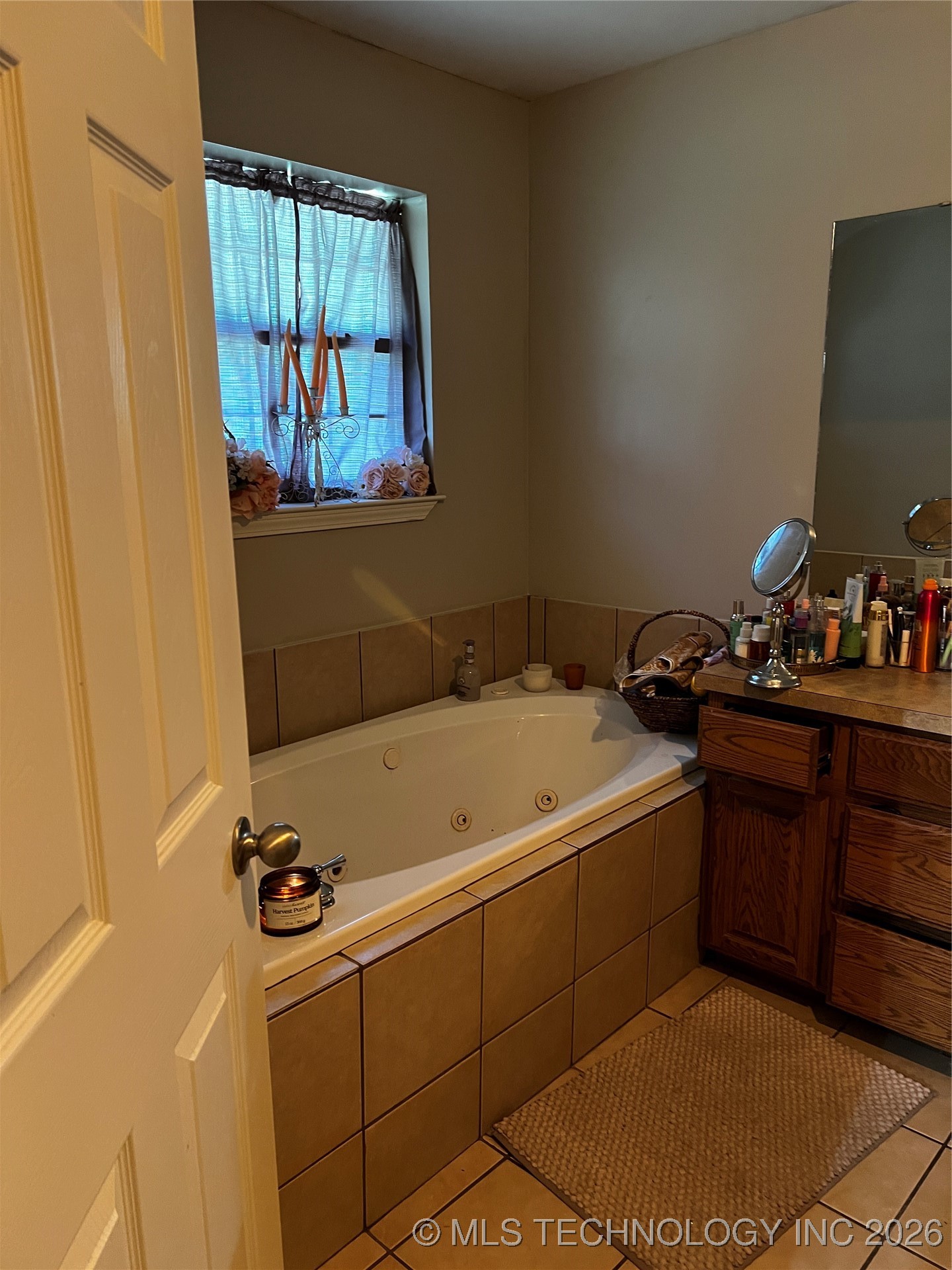 192188 N 4205 Property Photo 26