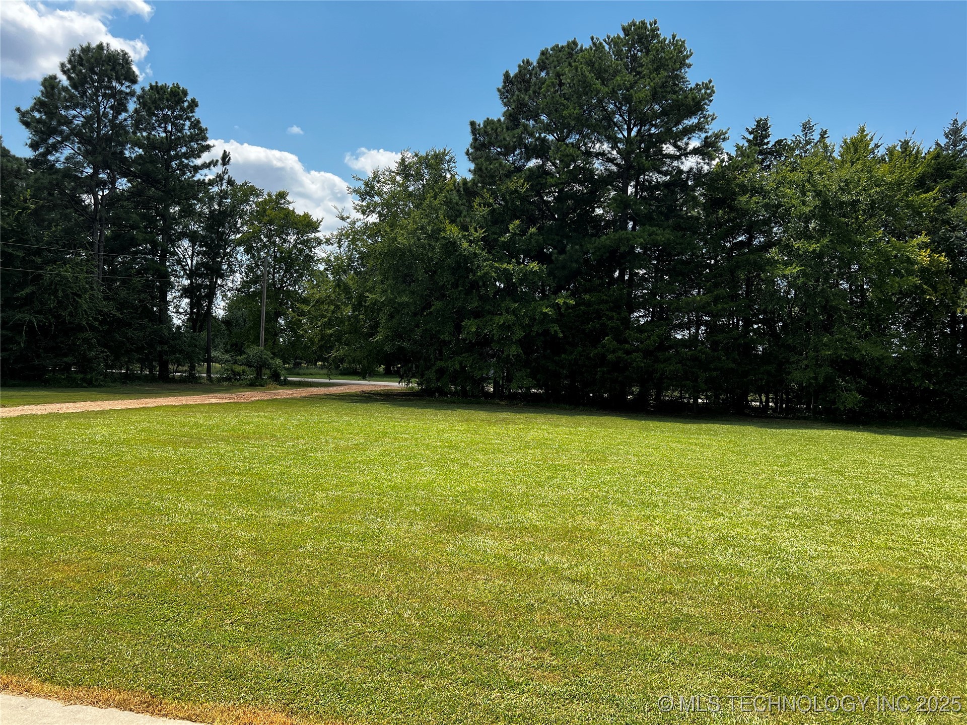 192188 N 4205 Property Photo 33