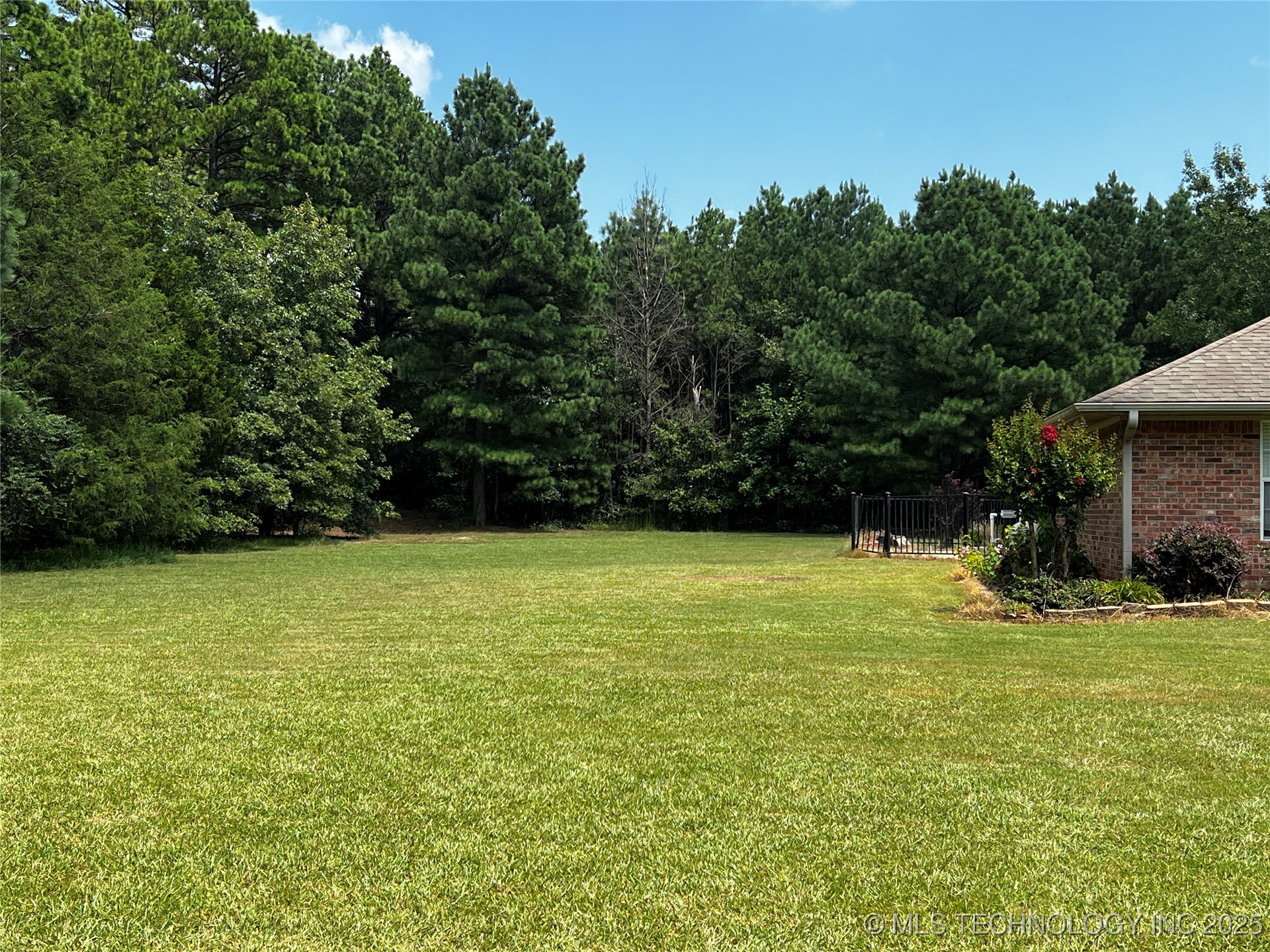 192188 N 4205 Property Photo 34