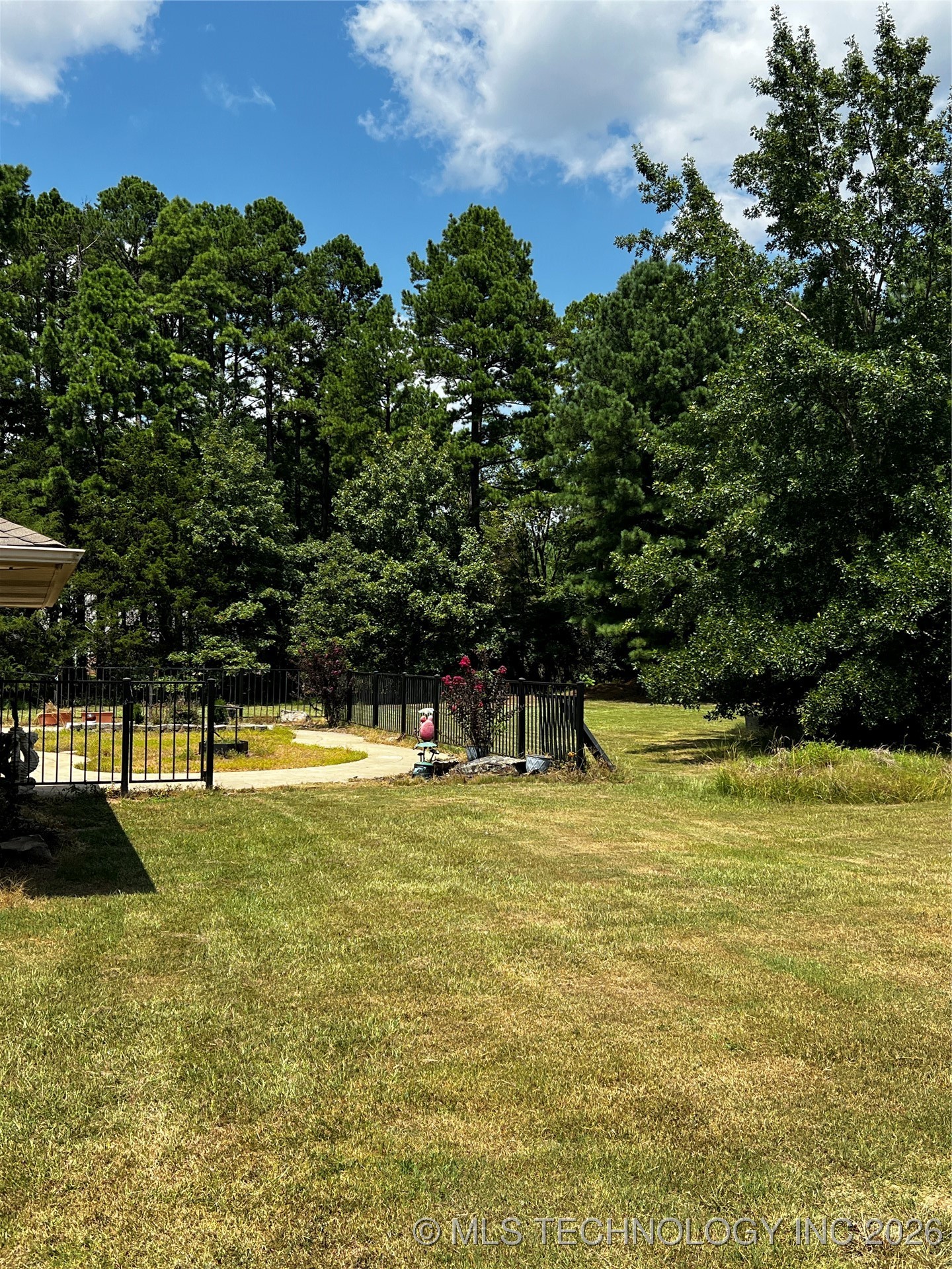 192188 N 4205 Property Photo 38