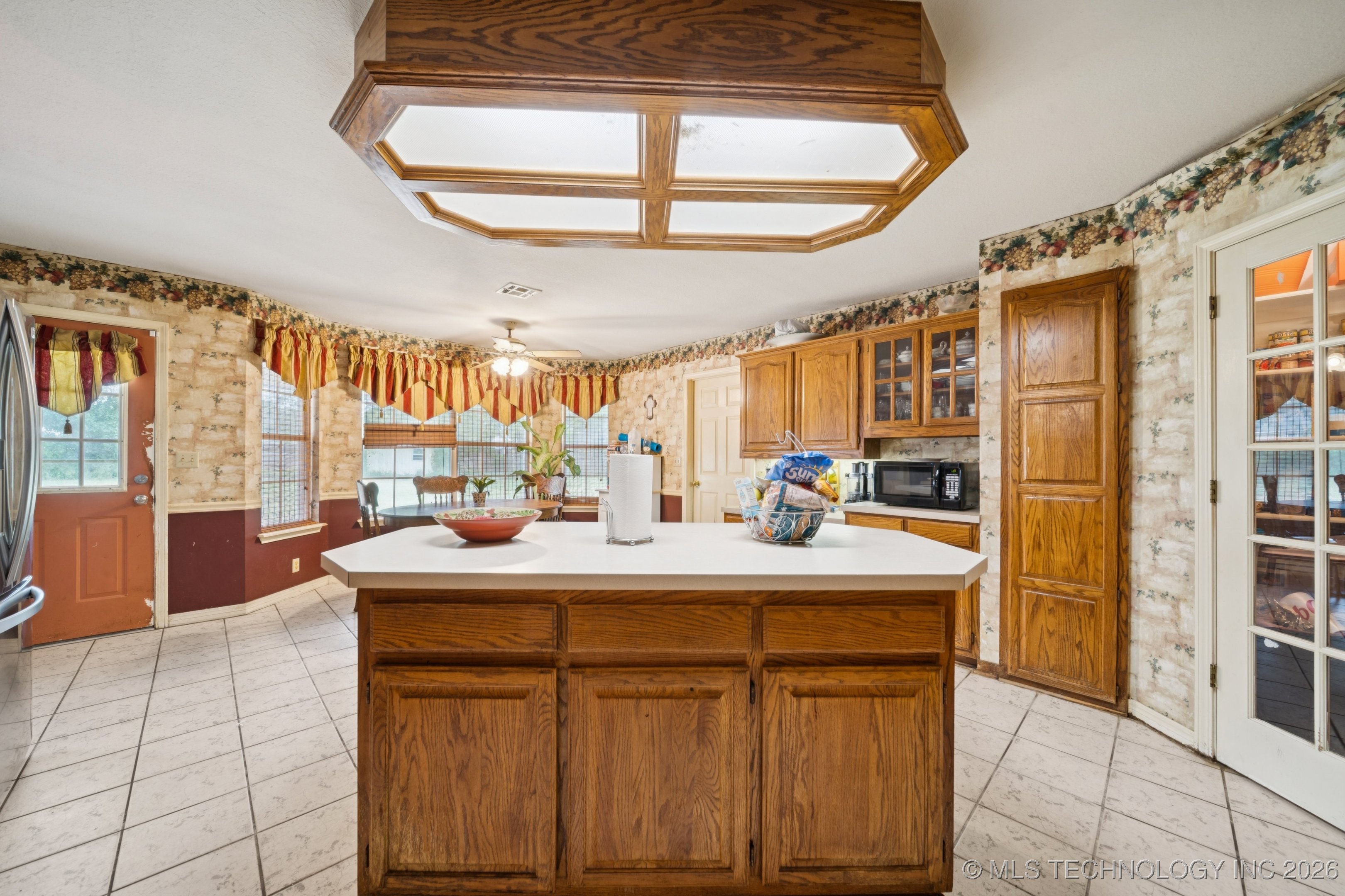 11901 Laurel Lane Property Photo 16