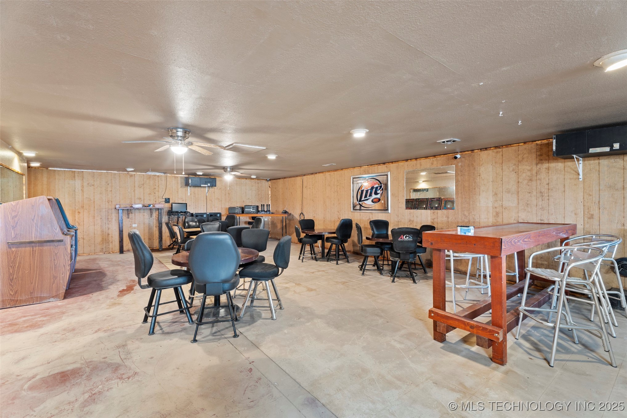 26601 S 655 Road Property Photo 6