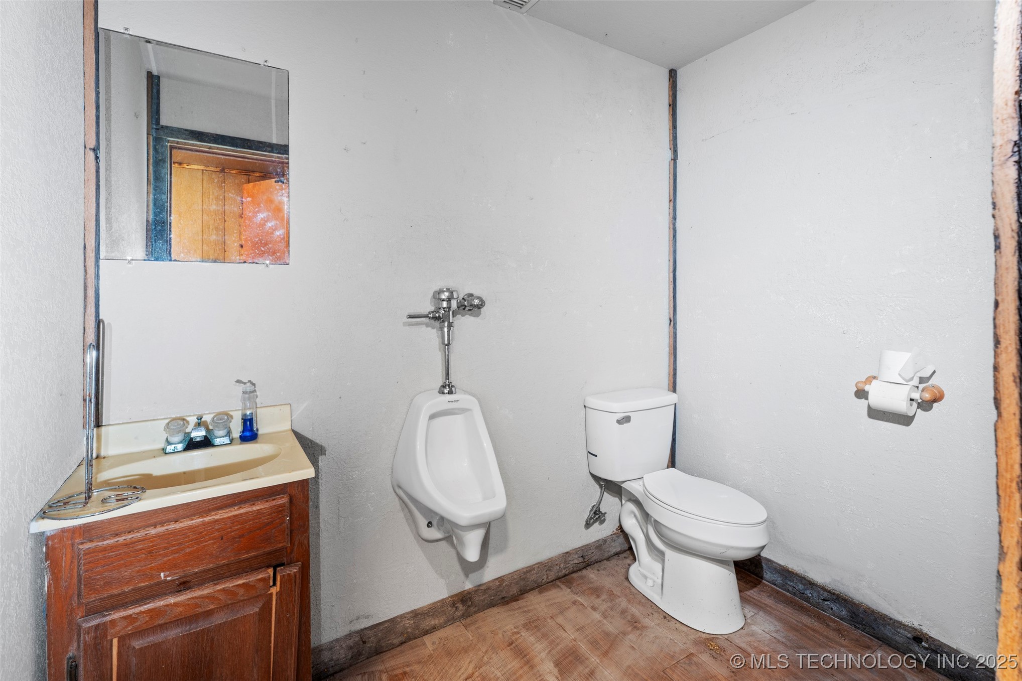 26601 S 655 Road Property Photo 9