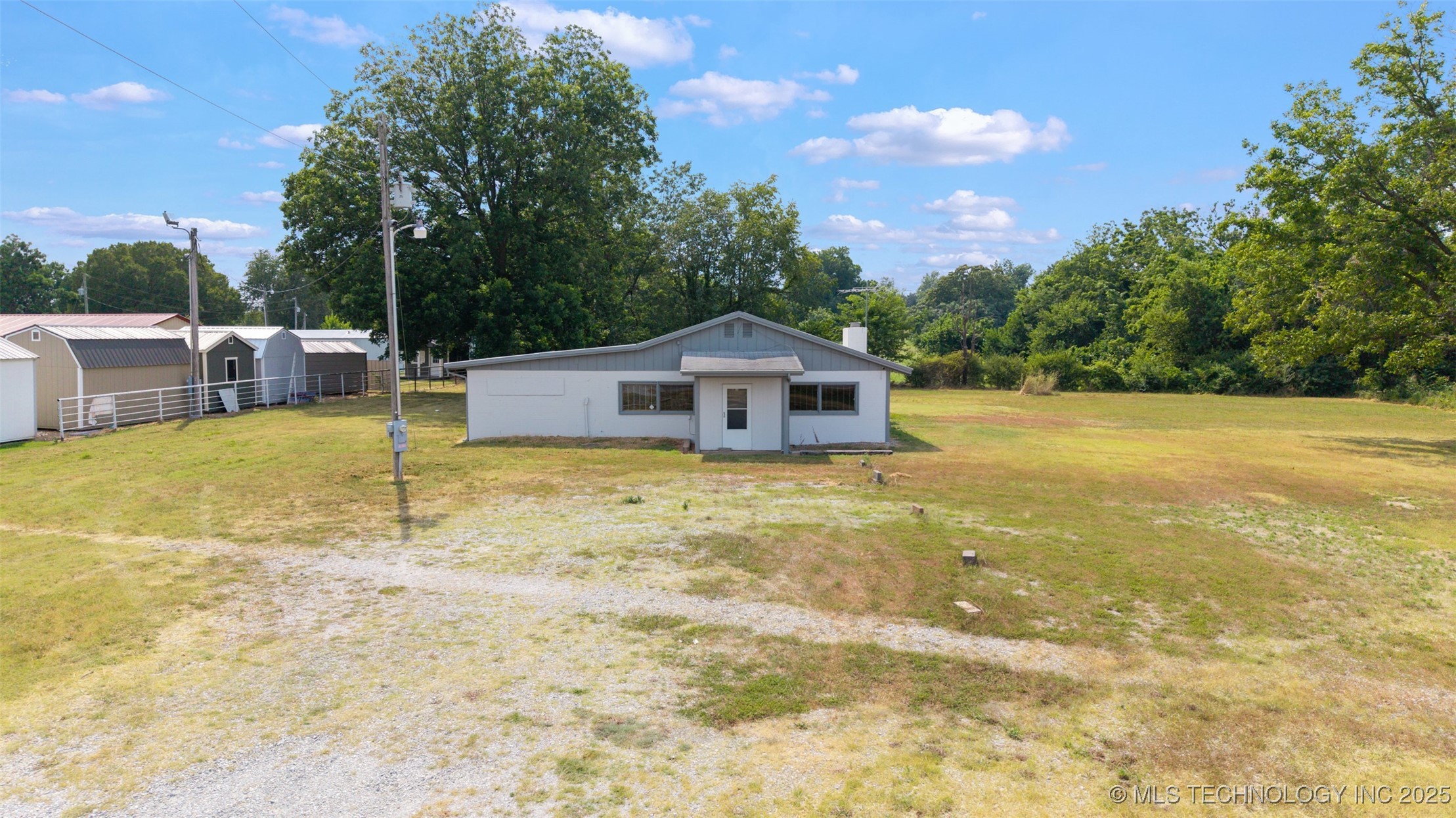 26601 S 655 Road Property Photo 17