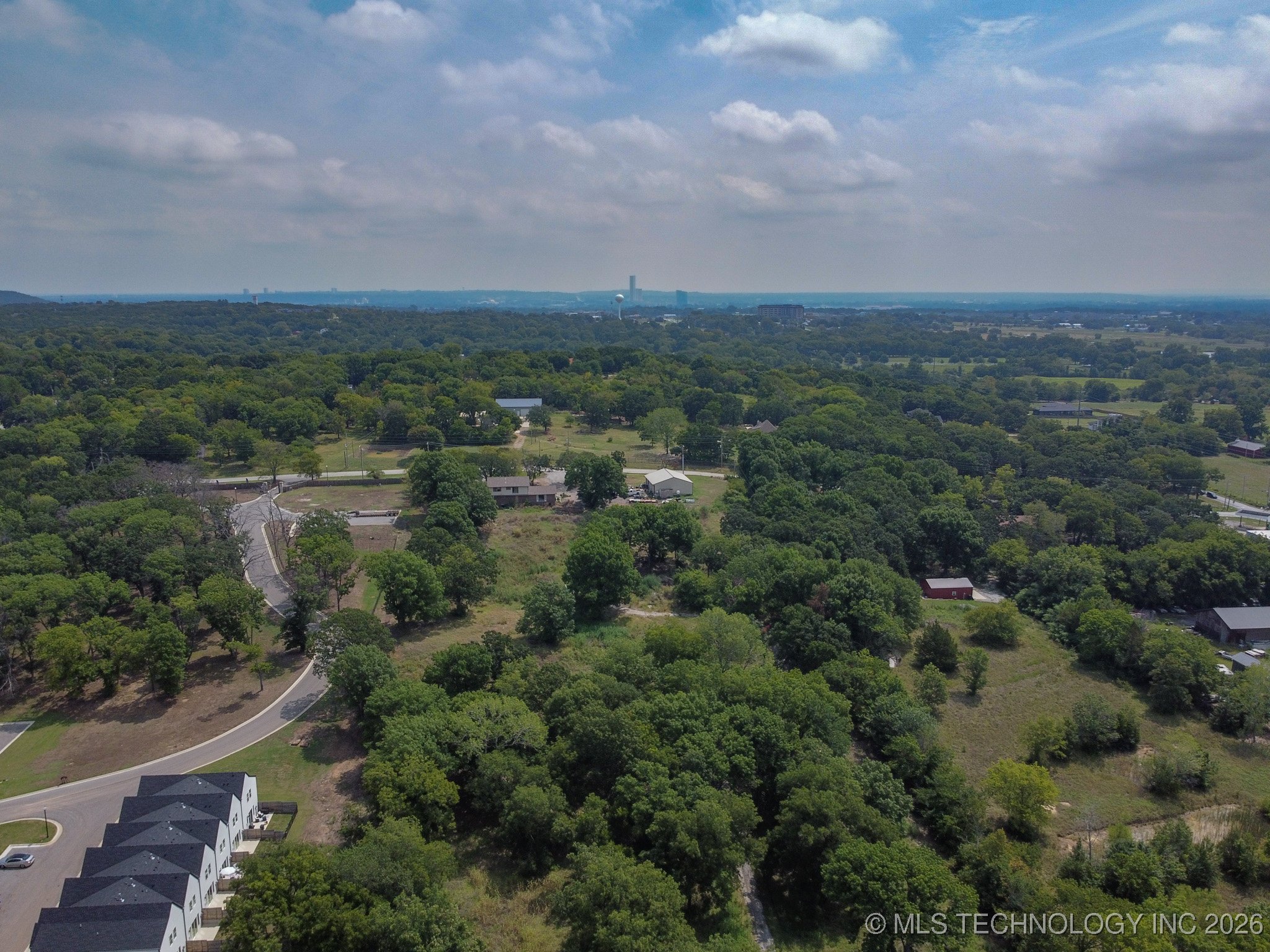 3408 Redbud Lane Property Photo 32