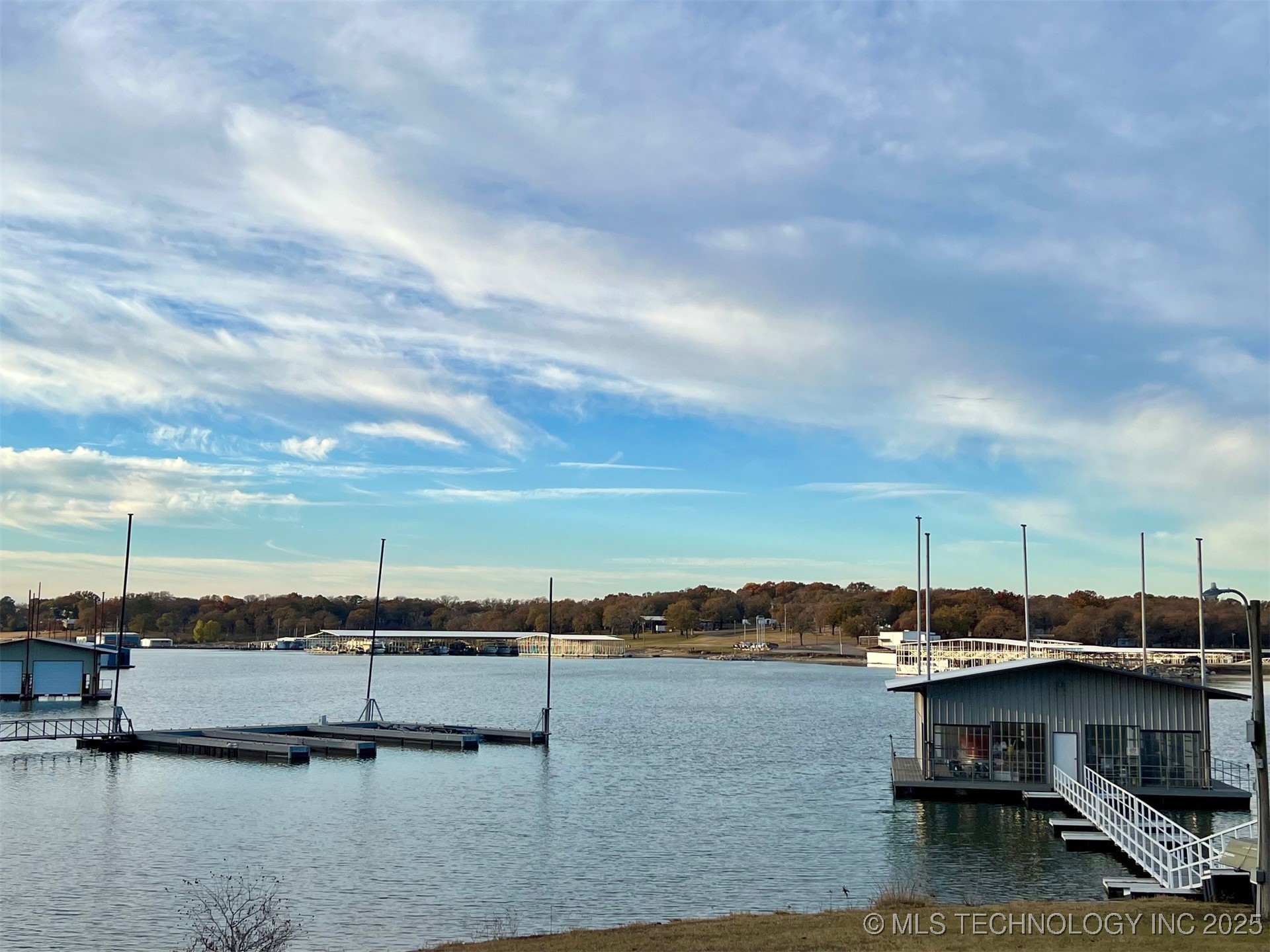 1883 Deer Trail Property Photo 4