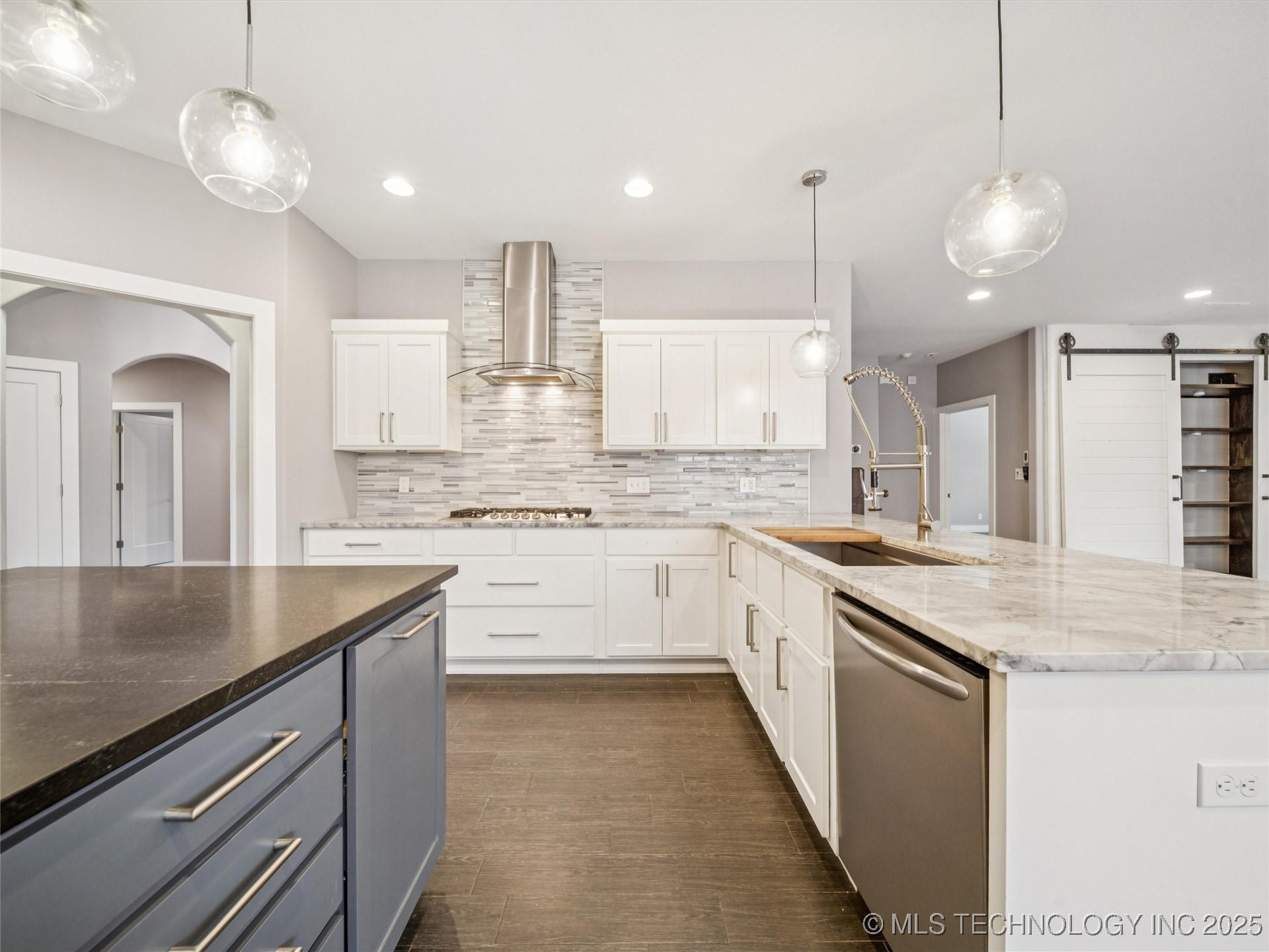 11427 S Ash Street Property Photo 16