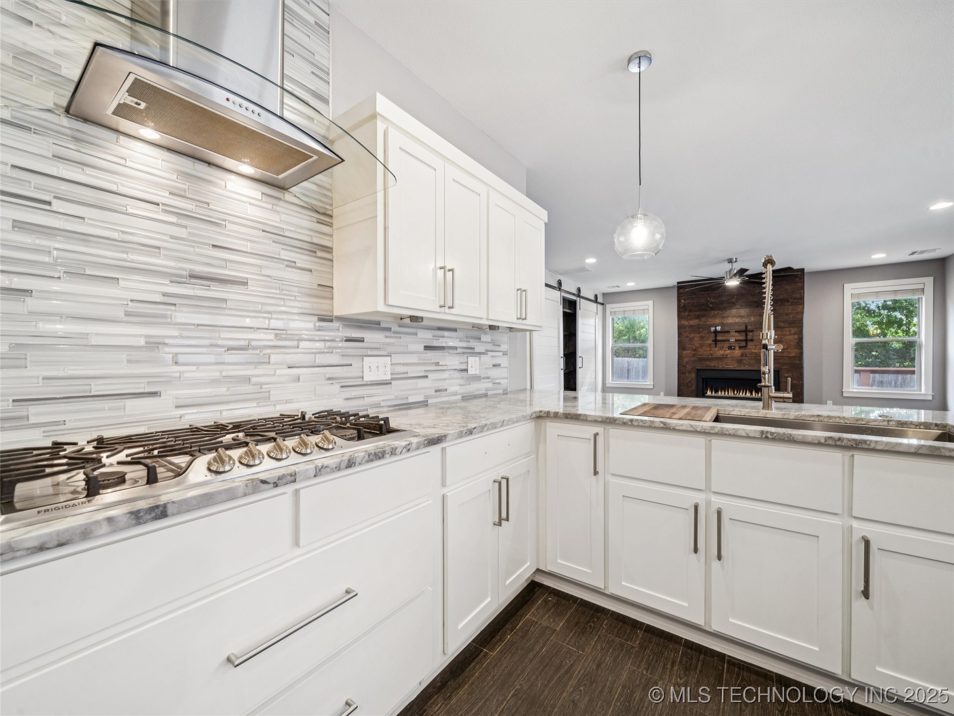 11427 S Ash Street Property Photo 19