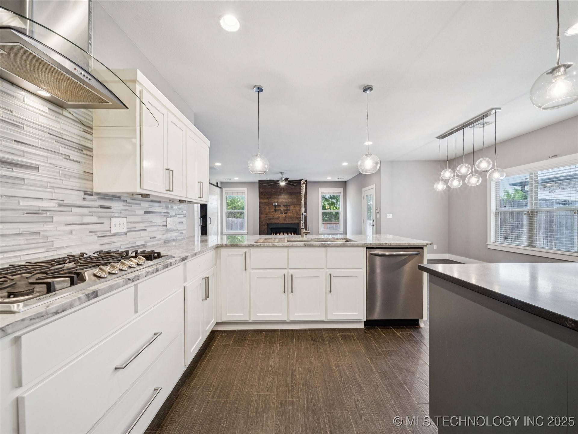 11427 S Ash Street Property Photo 20