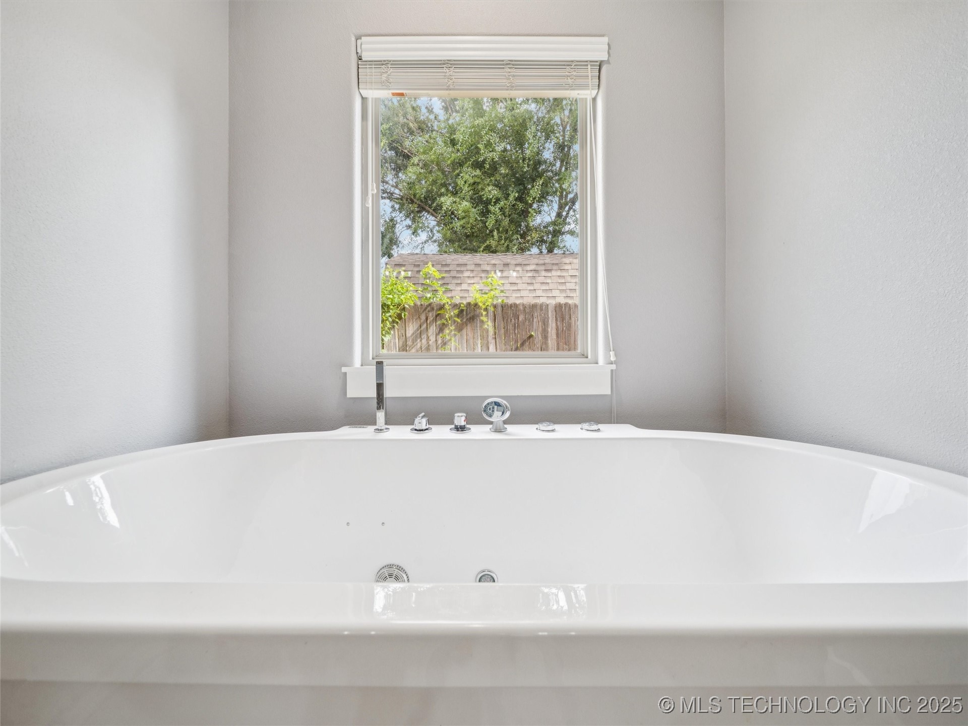 11427 S Ash Street Property Photo 31