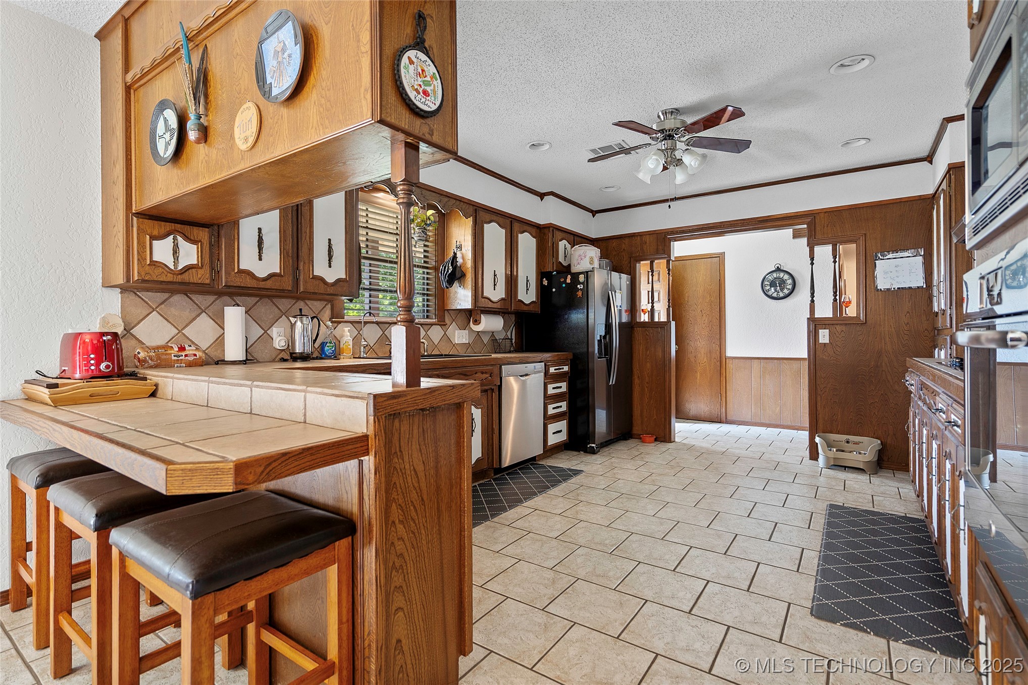 656 Evergreen Street Property Photo 10