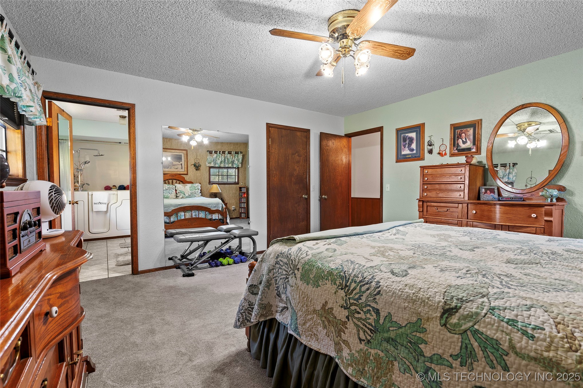 656 Evergreen Street Property Photo 20