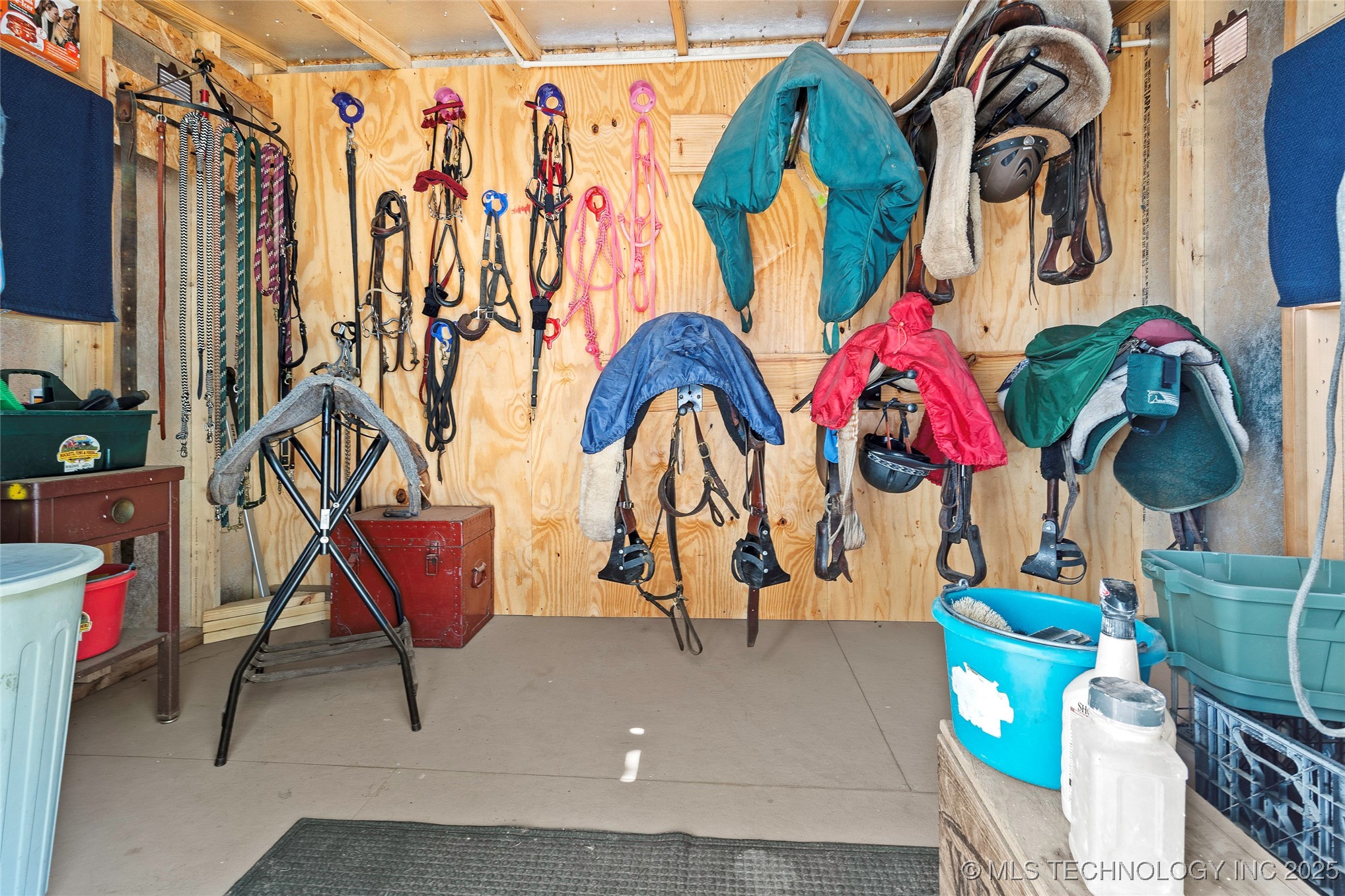 656 Evergreen Street Property Photo 37